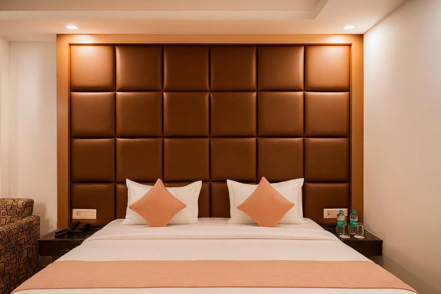 Bed in Mussoorie Residency
