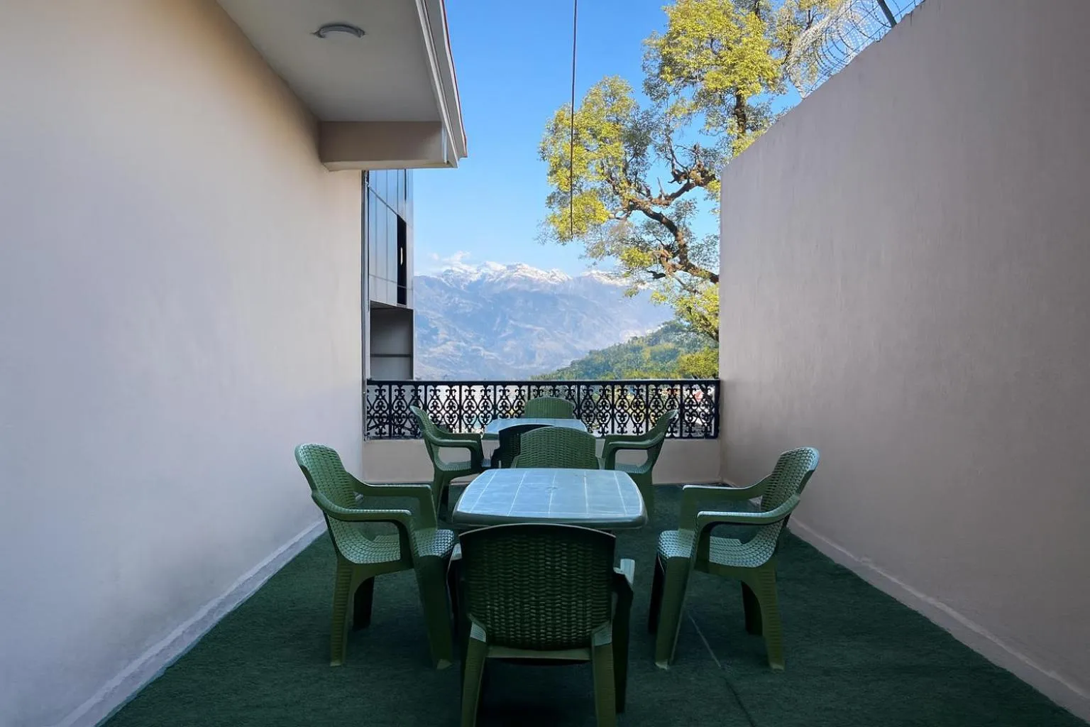 Day in Mussoorie Residency