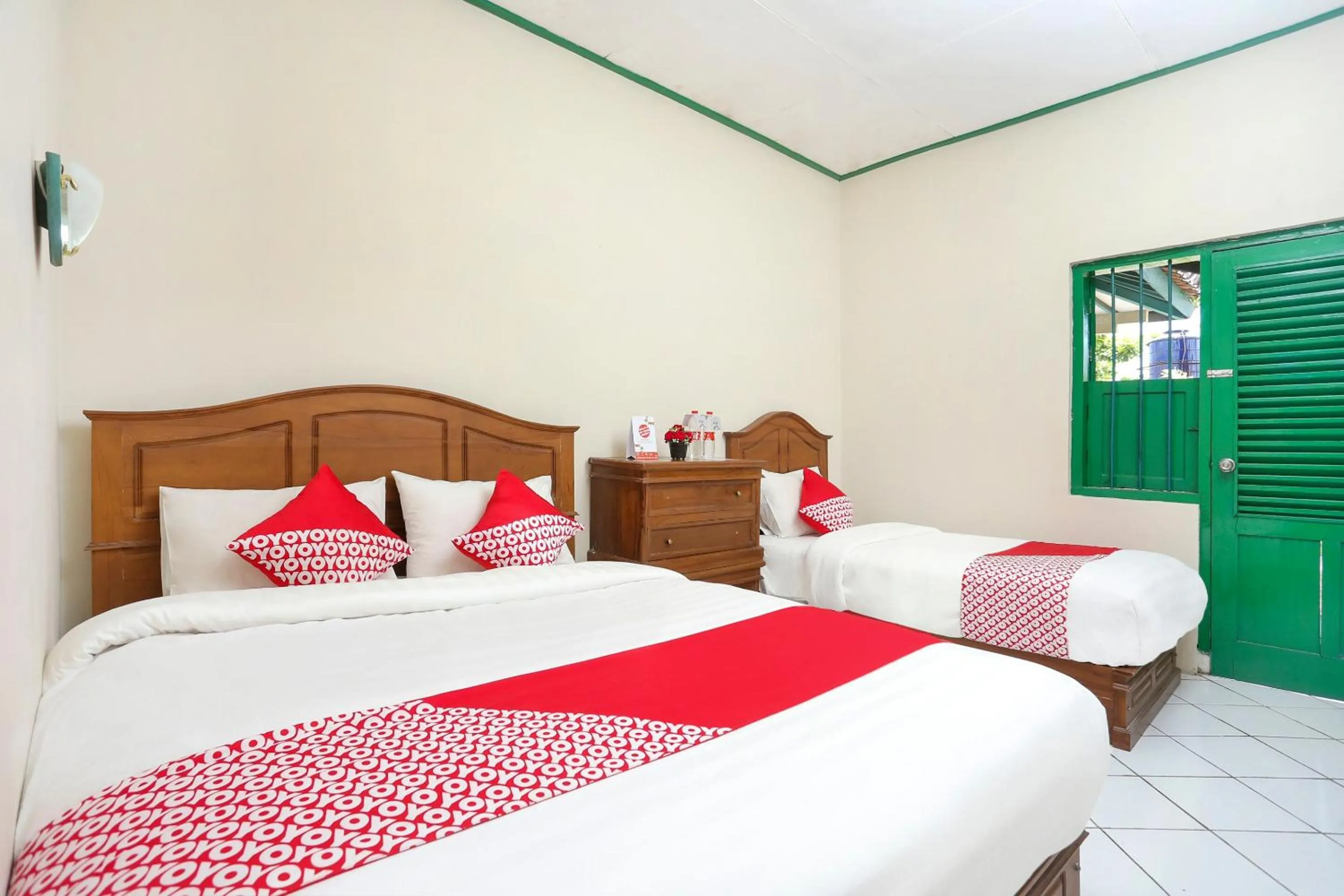 Bedroom, Bed in Hotel O Penginapan Kepurun Pawana Indonesia