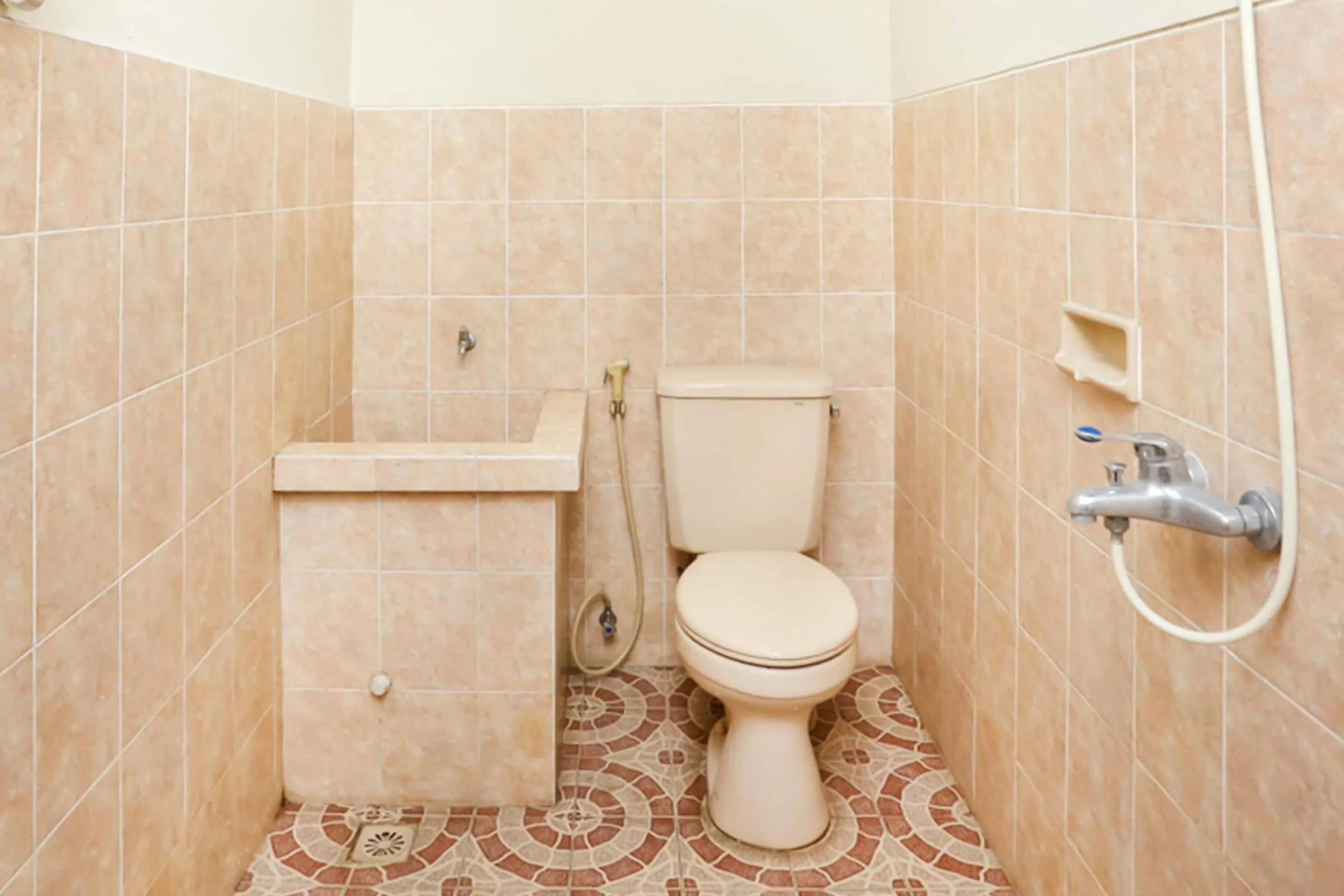 Bathroom in Hotel O Penginapan Kepurun Pawana Indonesia