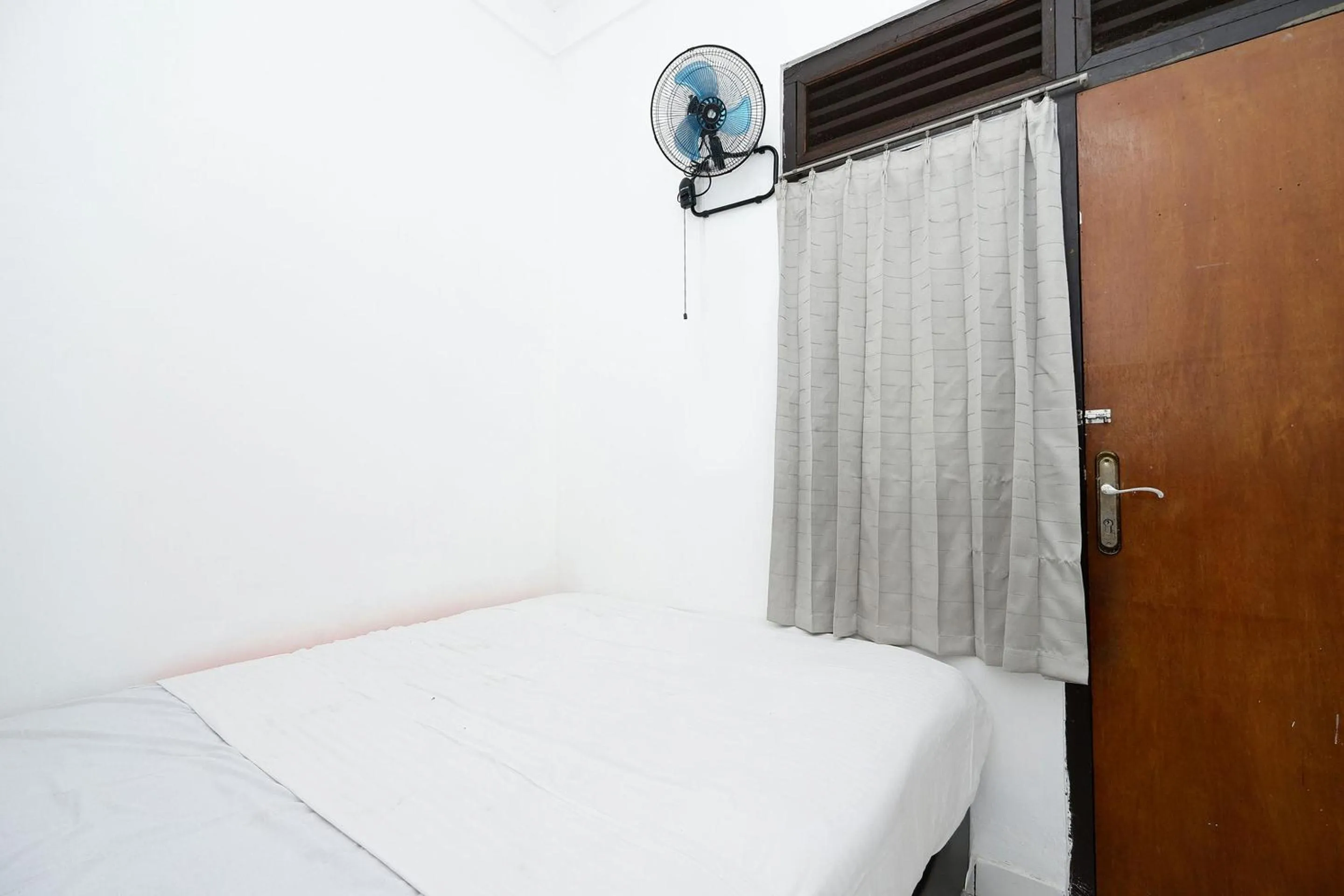 Bedroom, Bed in OYO Life 1942 Asia Residence Syariah