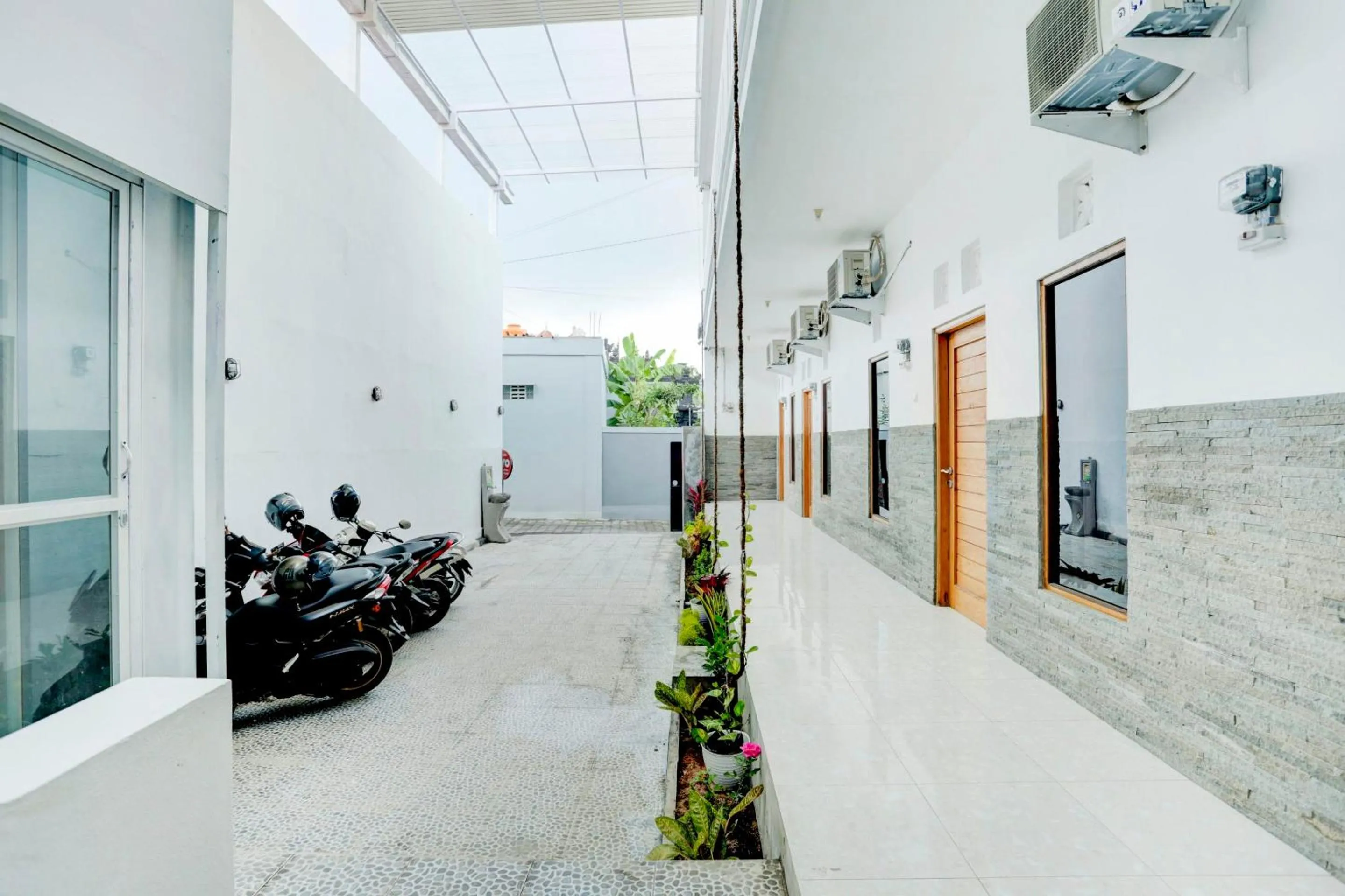 Lobby or reception in OYO Life 1942 Asia Residence Syariah