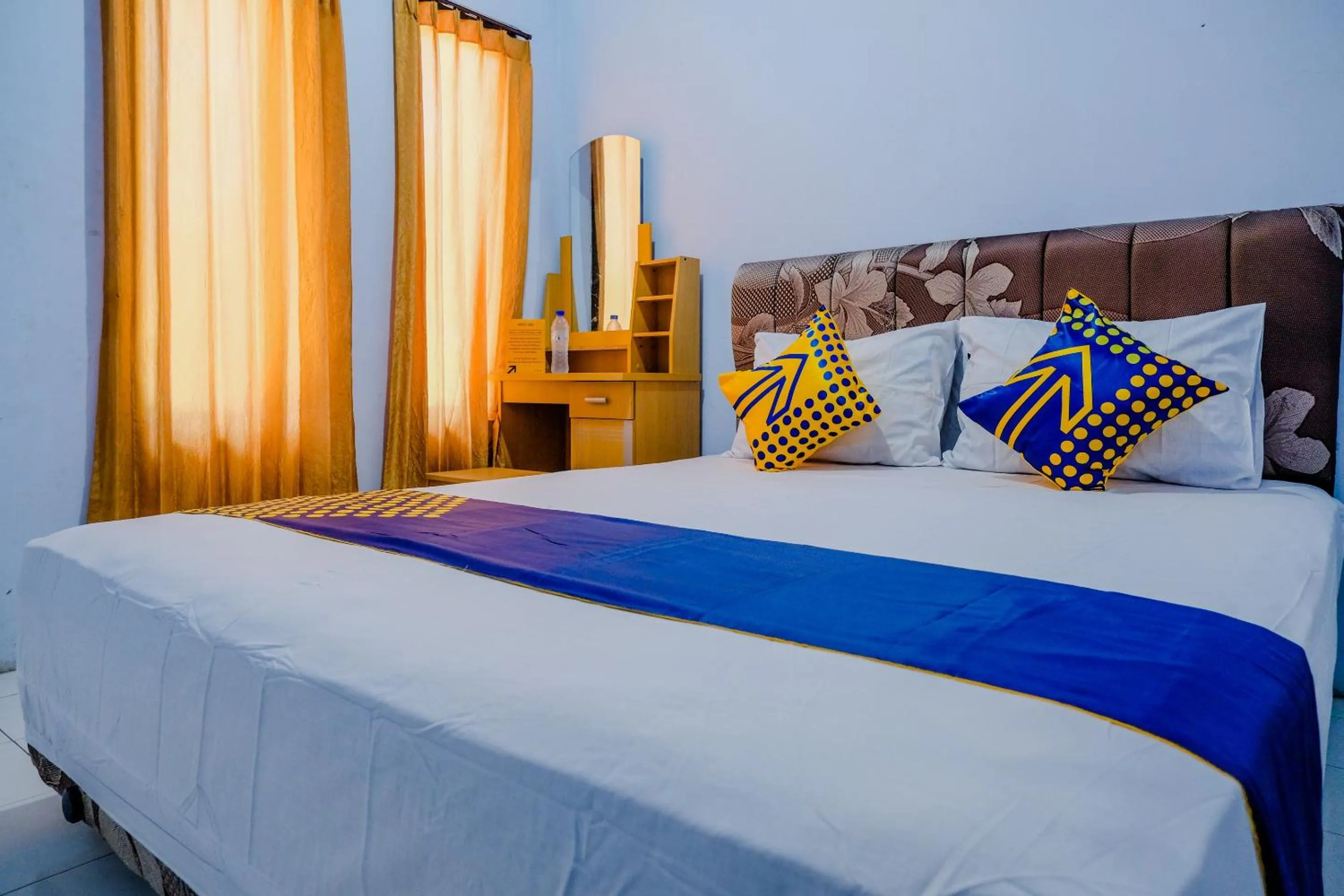 Bedroom, Bed in Hotel O sembagus Family