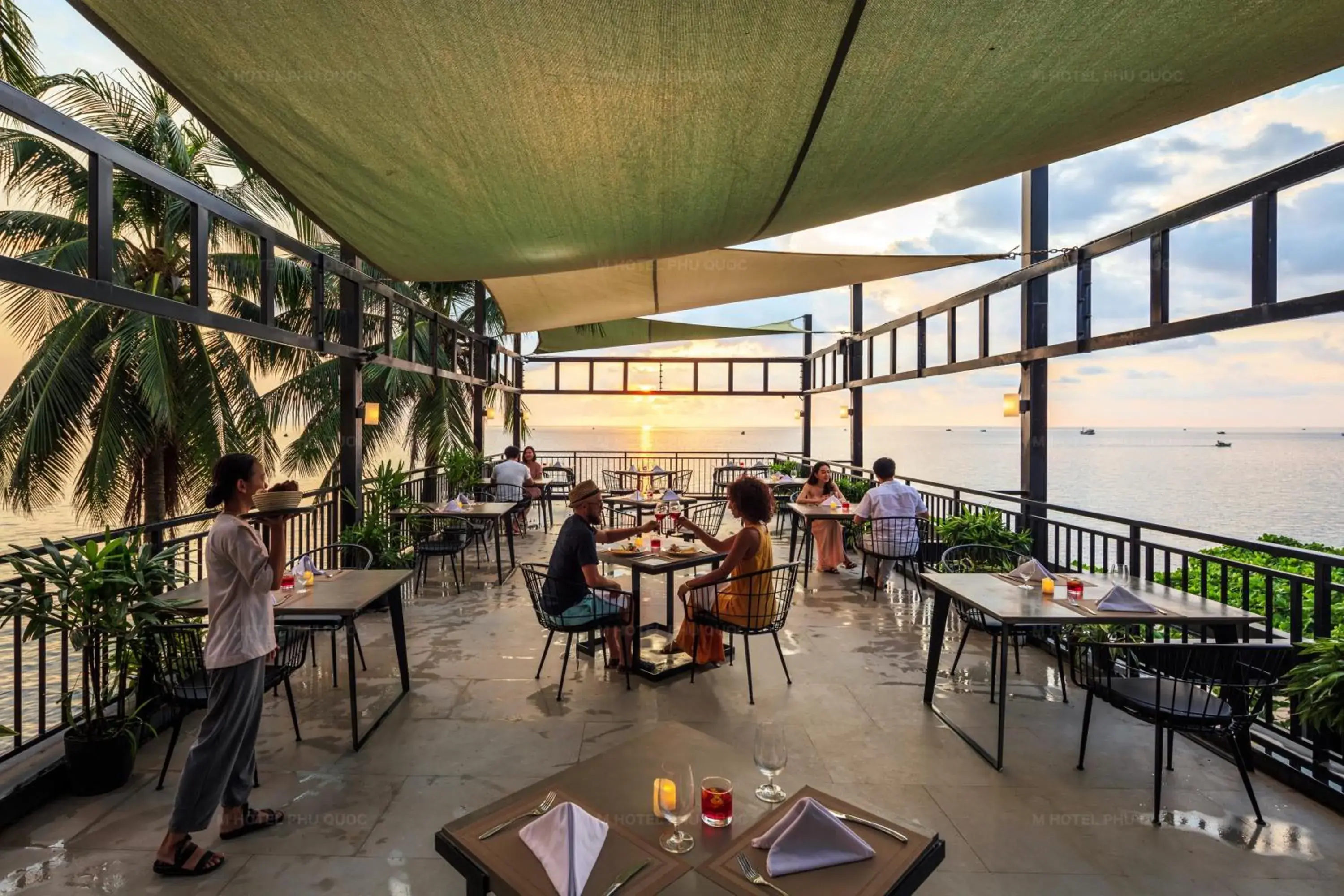 Restaurant/places to eat in M Hotel Phu Quoc Restaurant/places to eat in M Hotel Phu Quoc