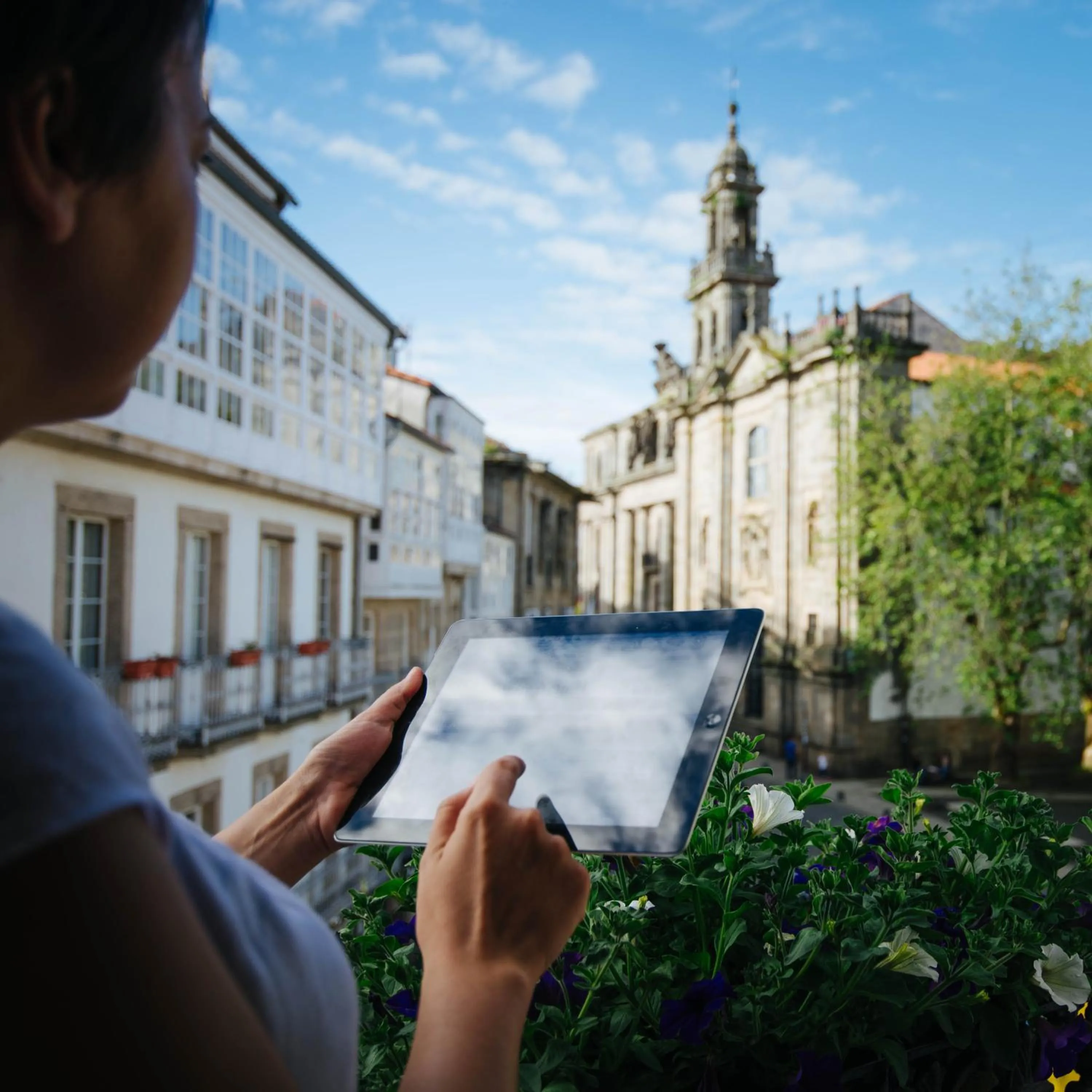 Day in Hotel Arco de Mazarelos