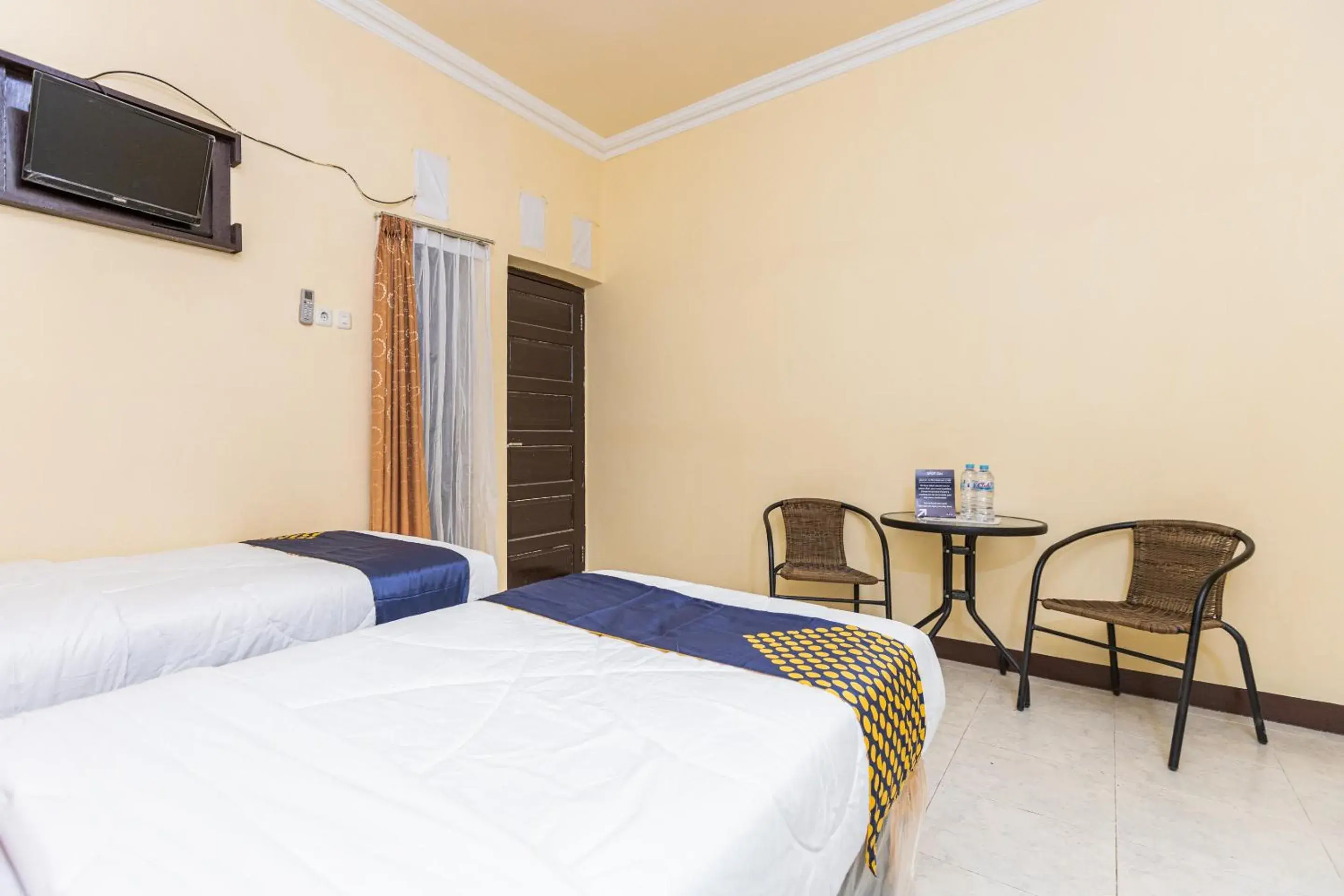 Bedroom in Hotel O Pondok Ripuji Bedroom in Hotel O Pondok Ripuji