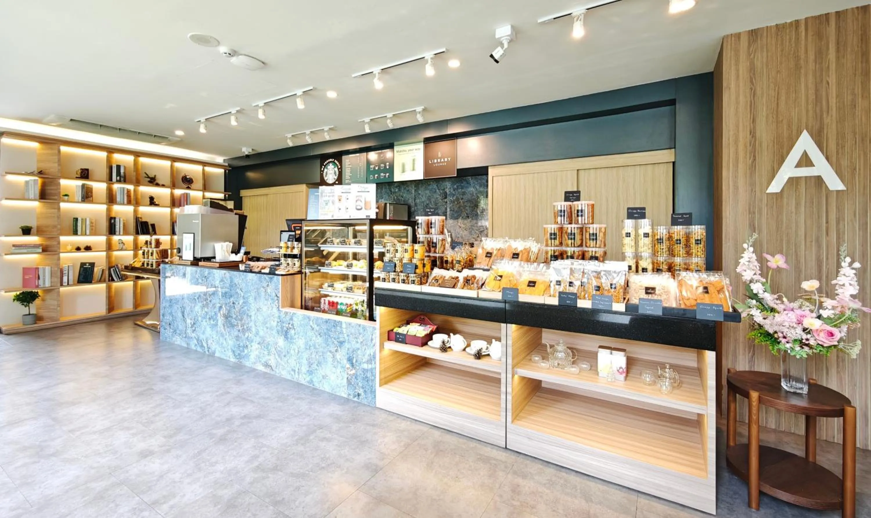 Property building in Canalis Suvarnabhumi Airport Hotel