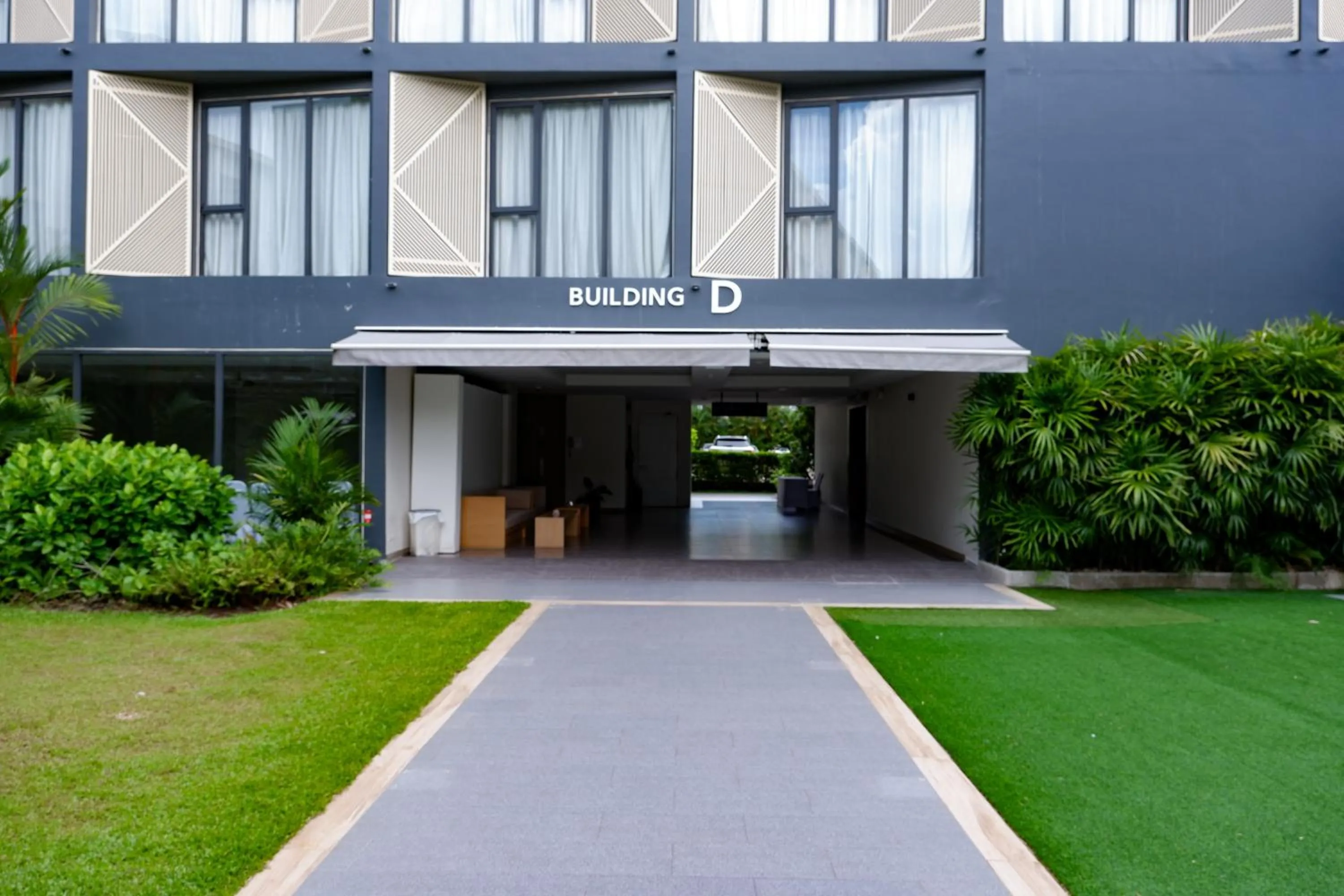 Property building in Canalis Suvarnabhumi Airport Hotel