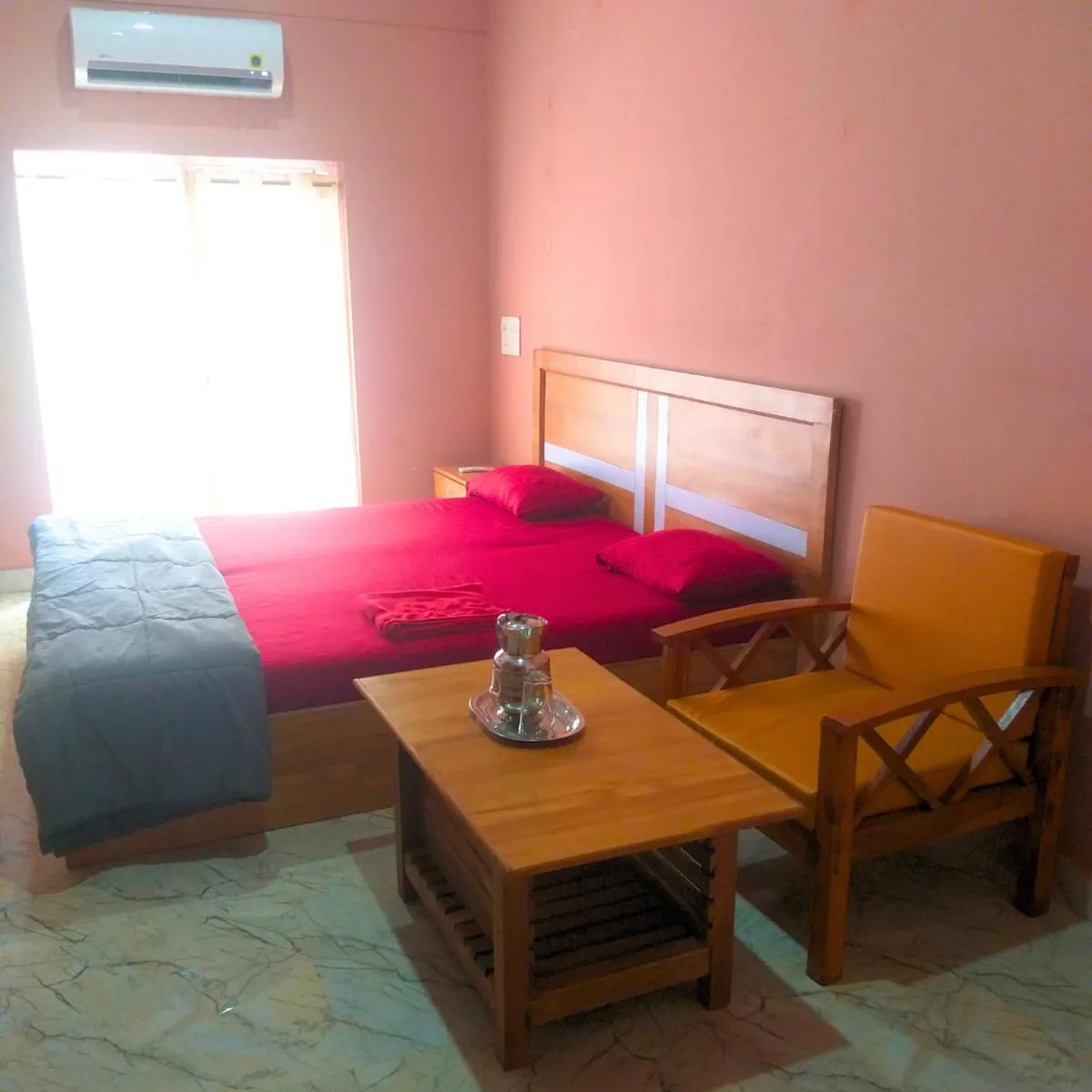 Living room, Bed in AYM Yoga Resort Arambol GOA