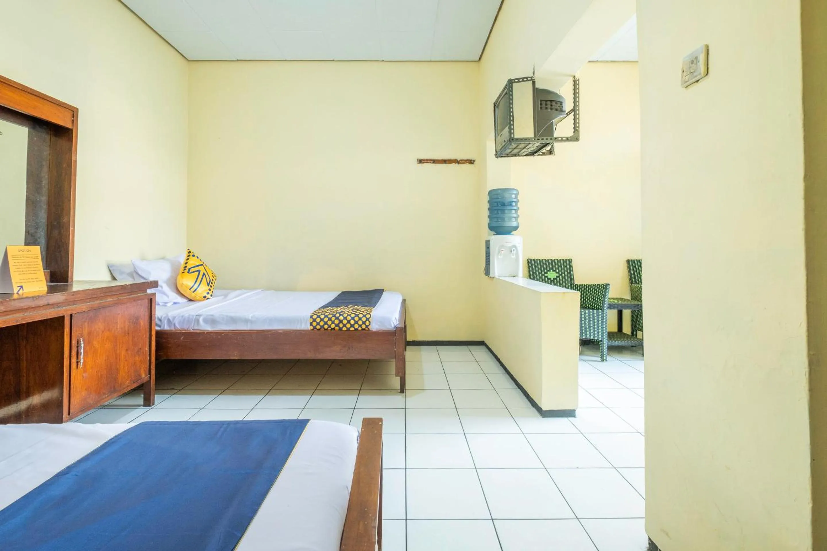 Bedroom in SPOT ON 1970 Hotel Priangan