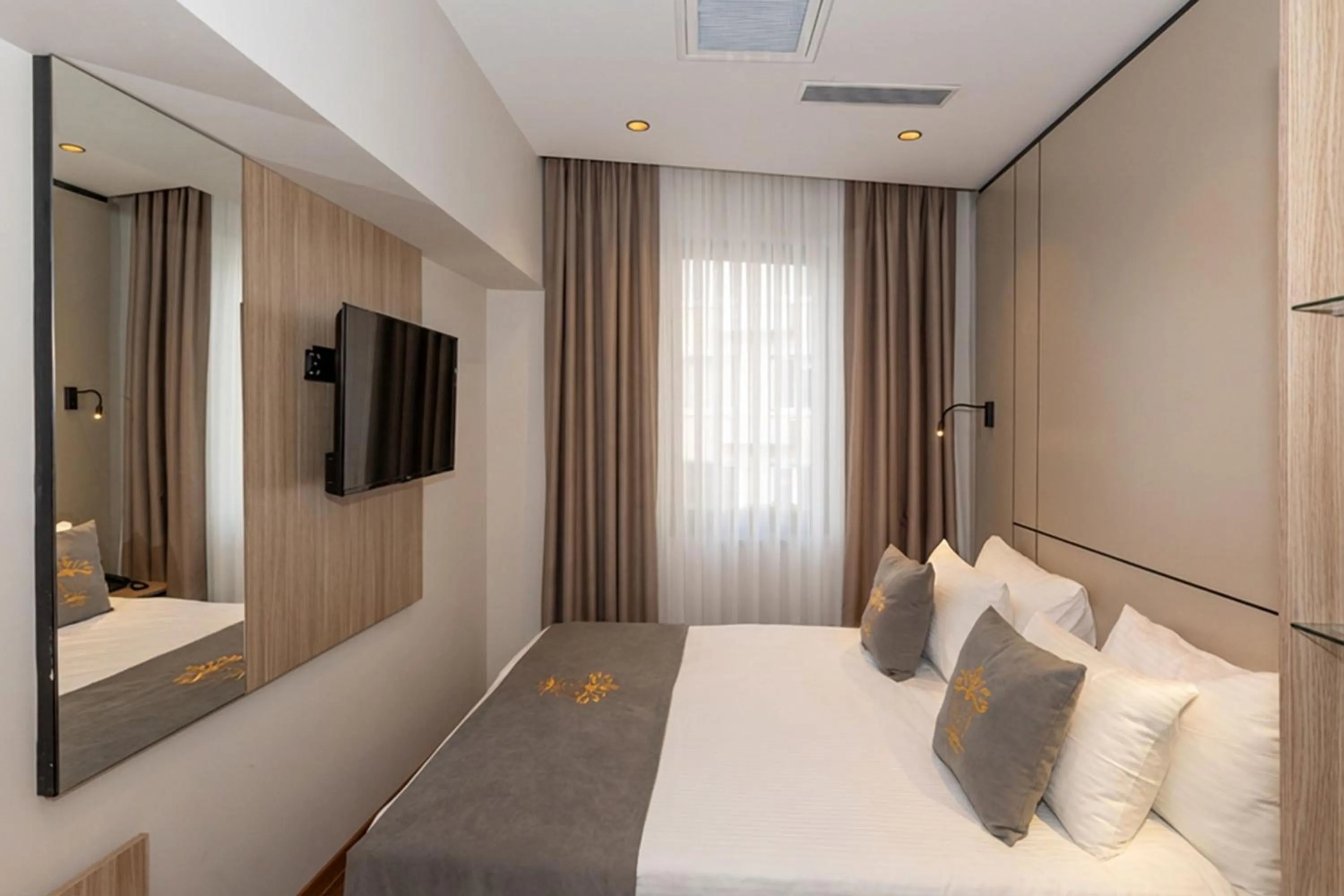 Bedroom, Bed in Yez Boutique Hotel