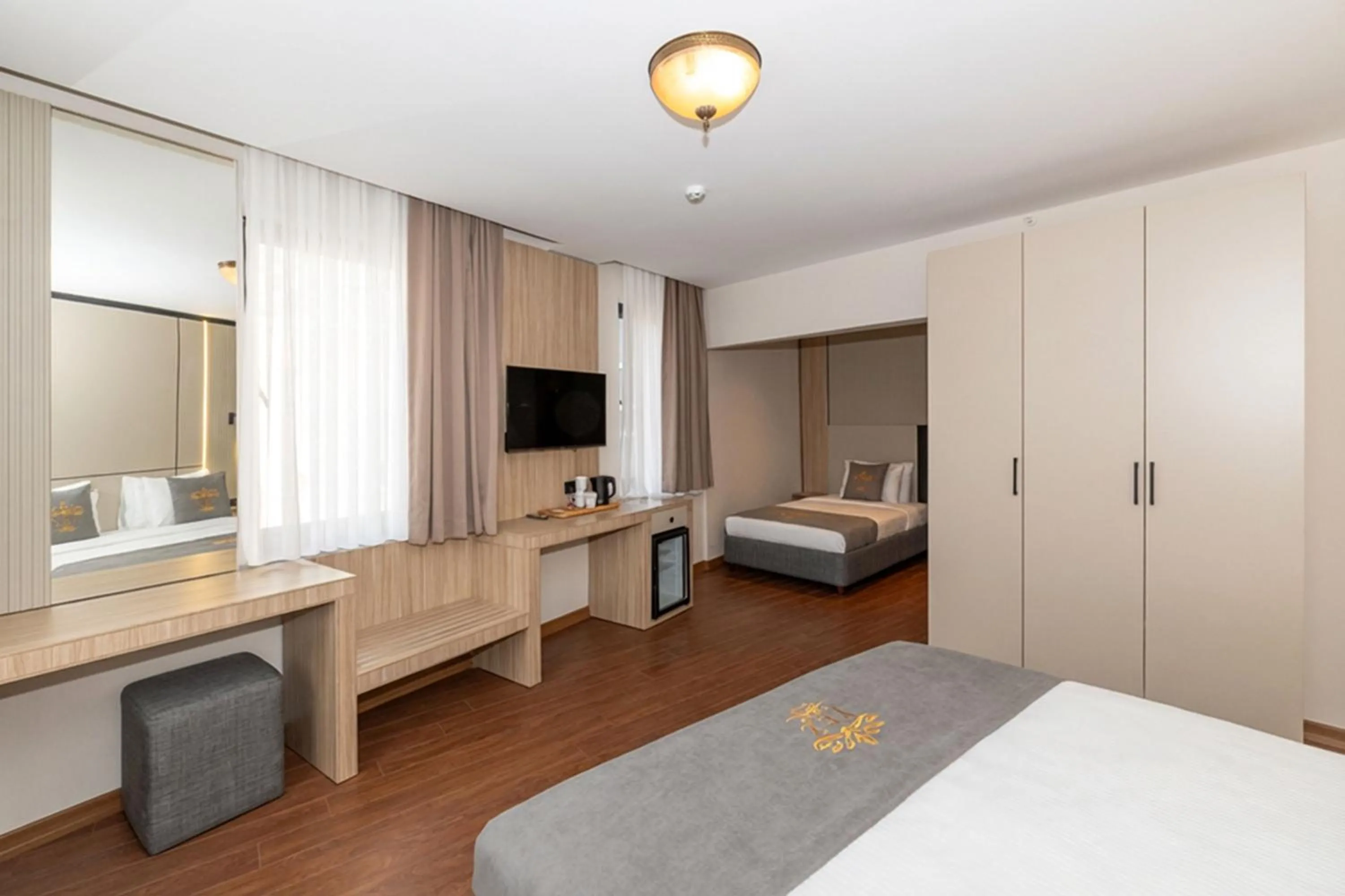 Photo of the whole room, Bed in Yez Boutique Hotel
