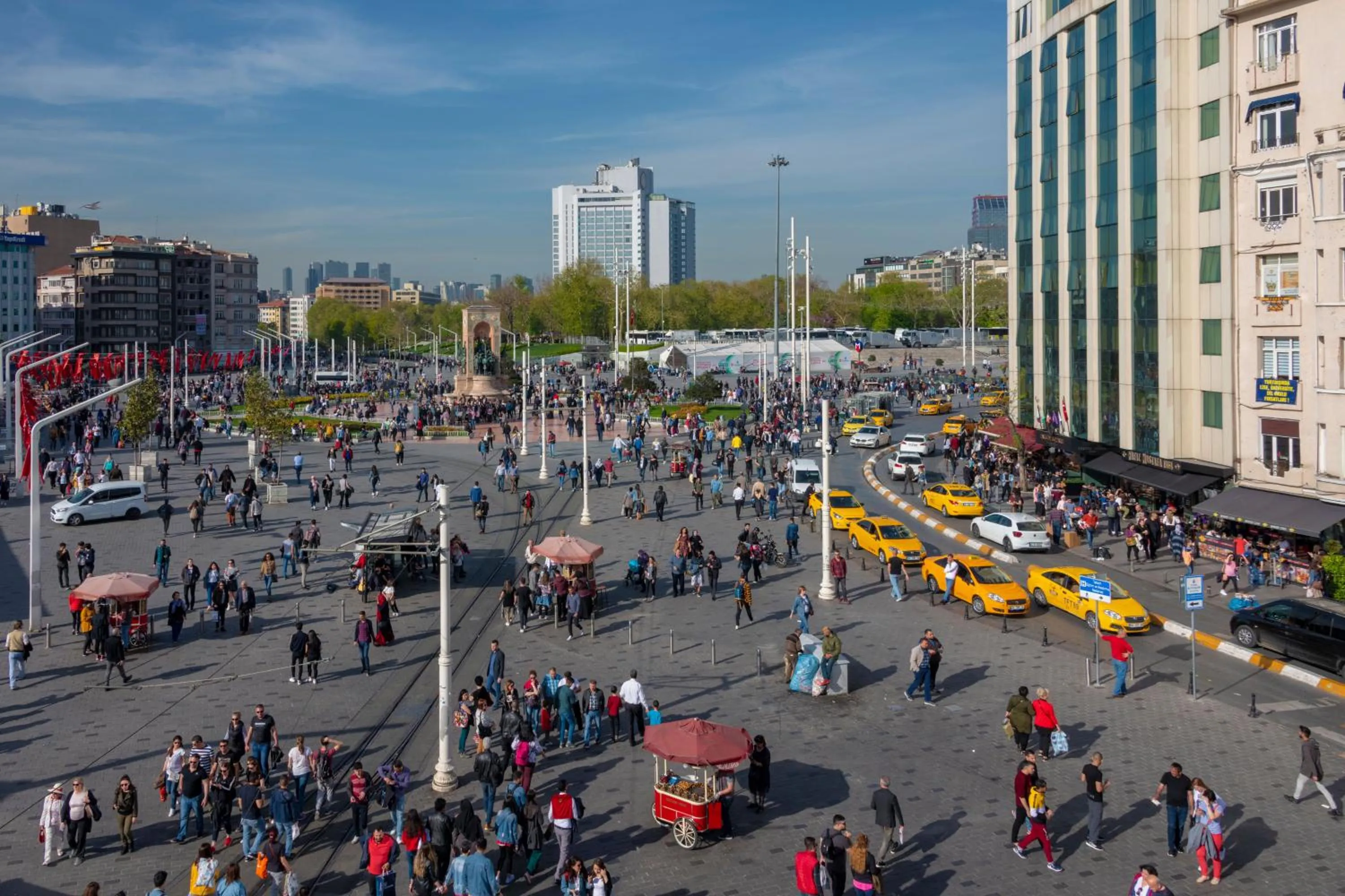 City view in Yez Boutique Hotel