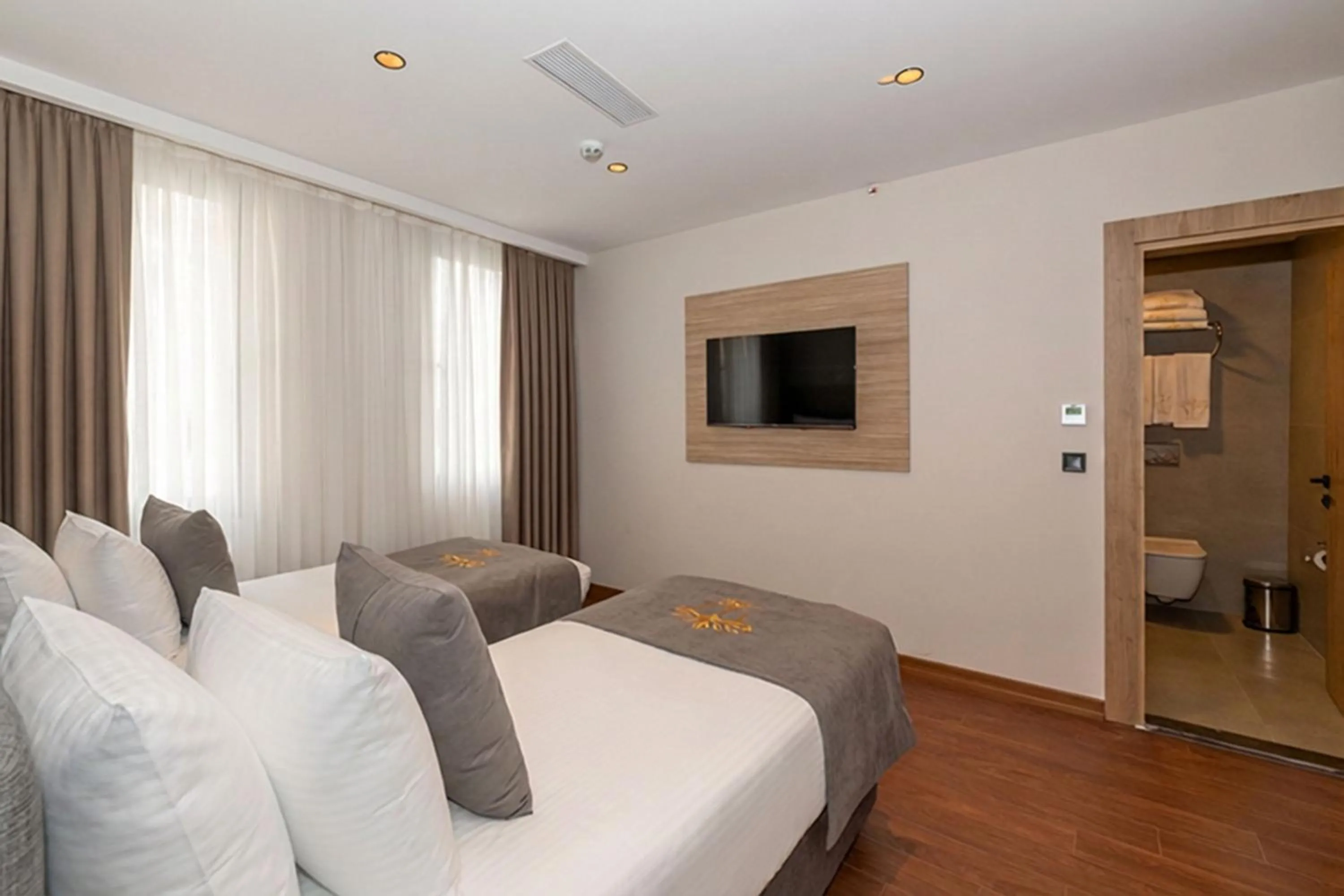 Bedroom, Bed in Yez Boutique Hotel
