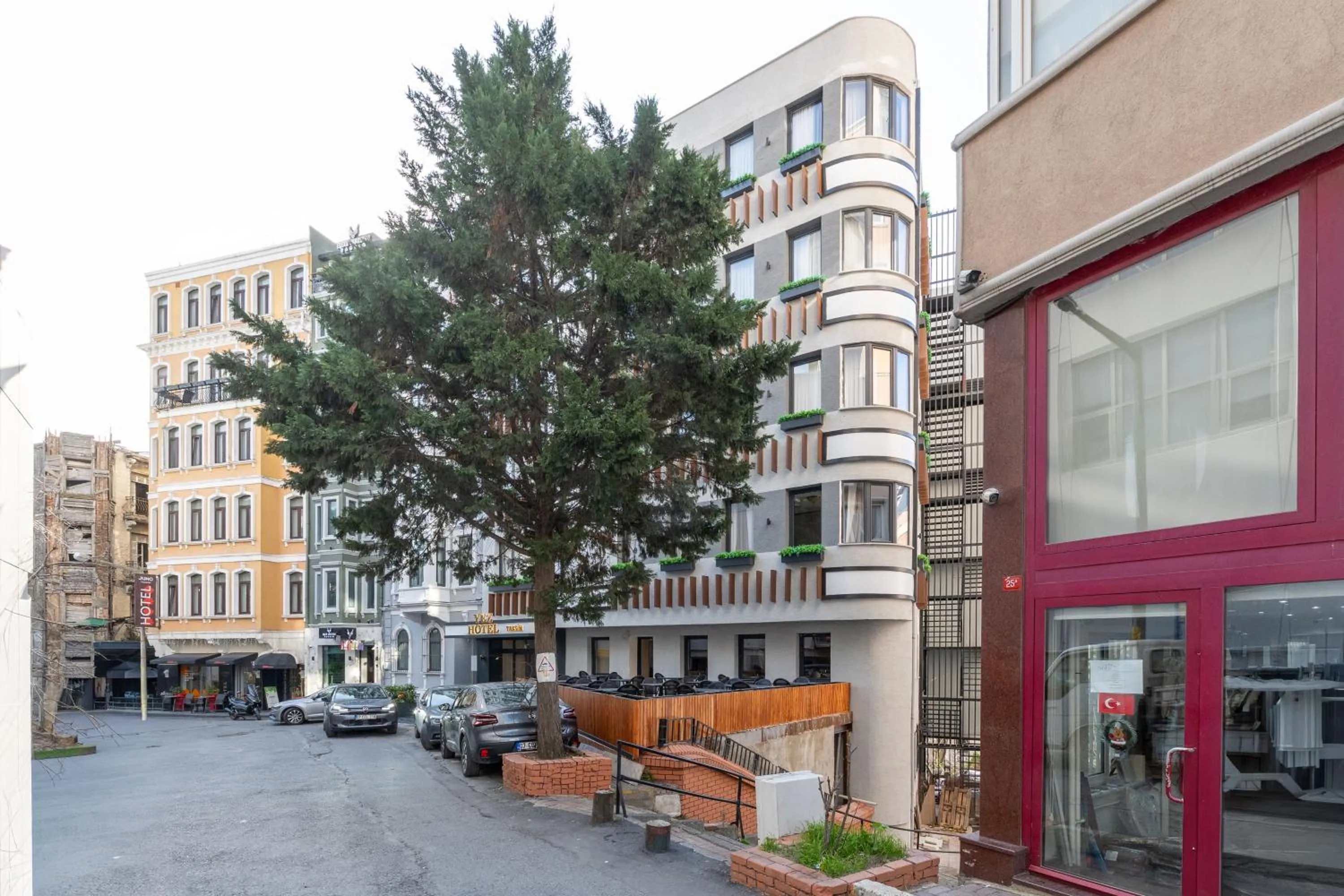 Property building in Yez Boutique Hotel