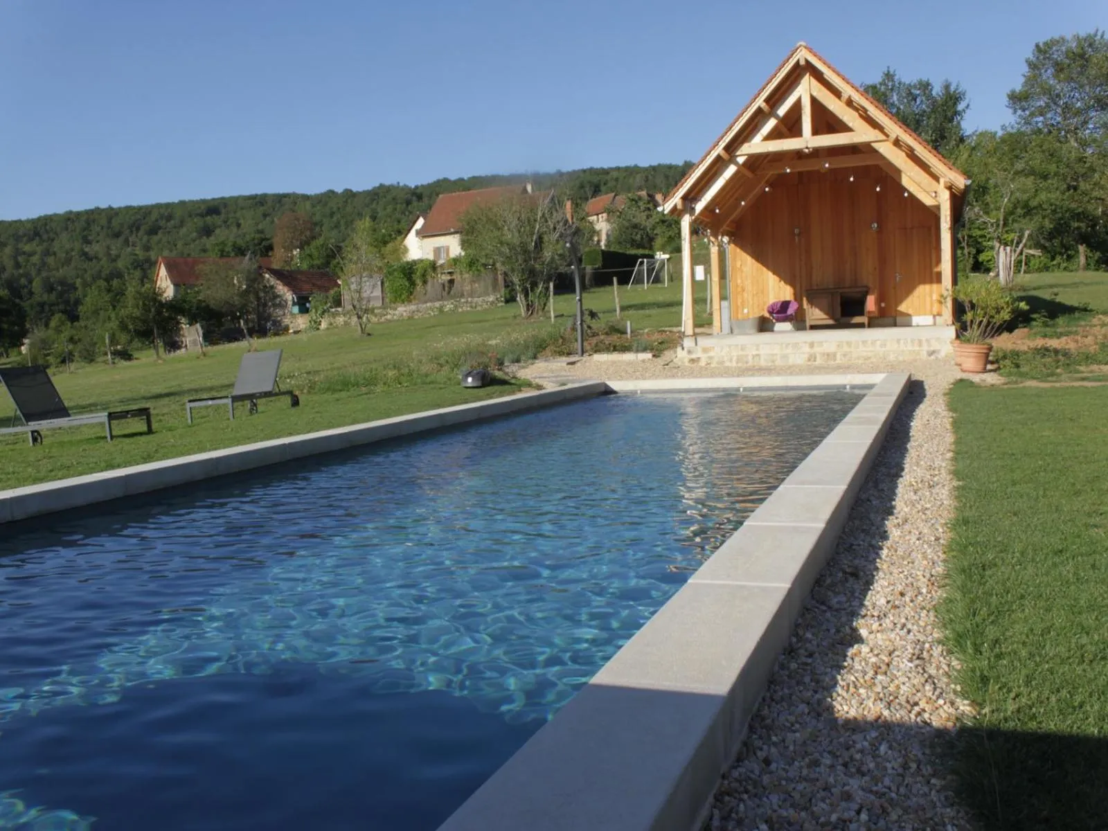 Pool view in Domaine Le Broual