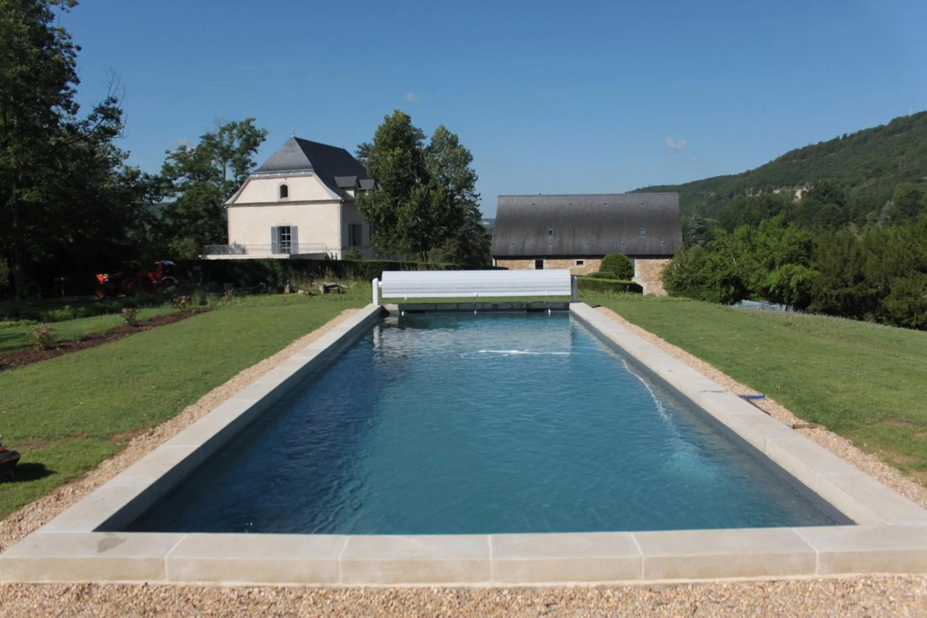 Swimming pool in Domaine Le Broual