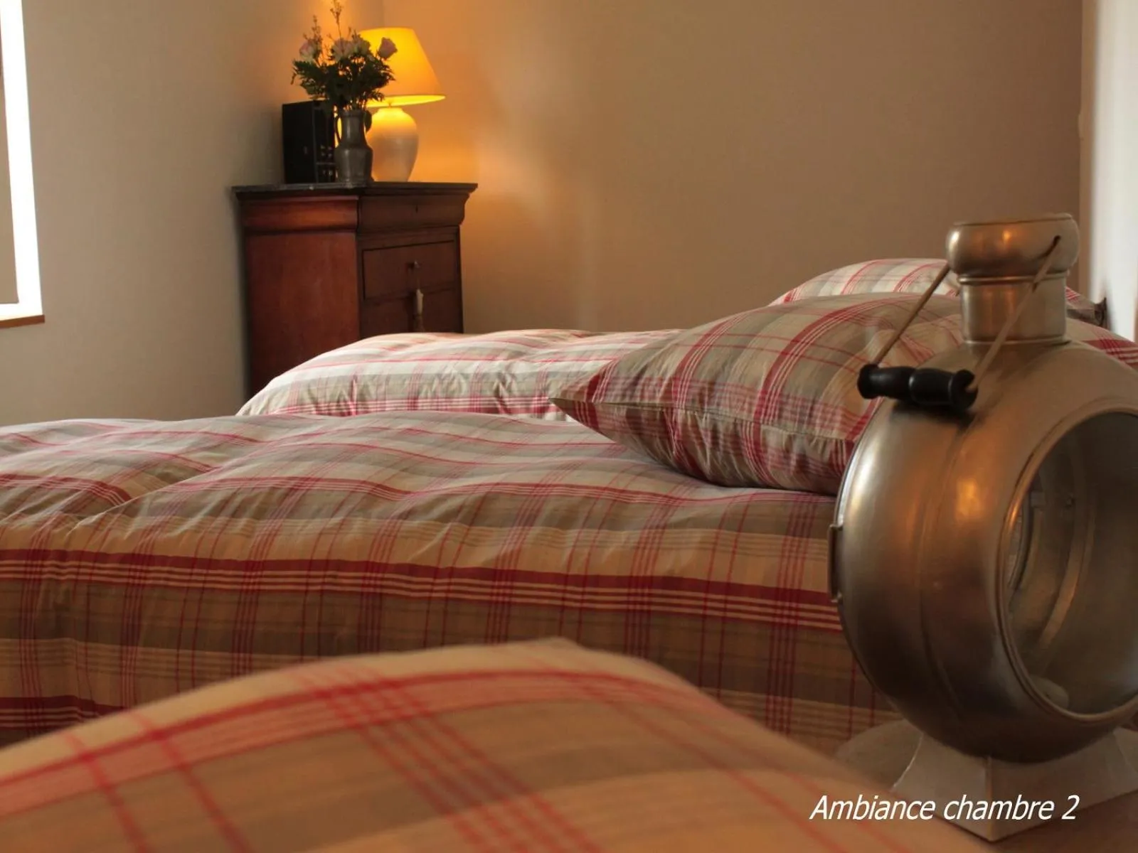 Photo of the whole room, Bed in Domaine Le Broual