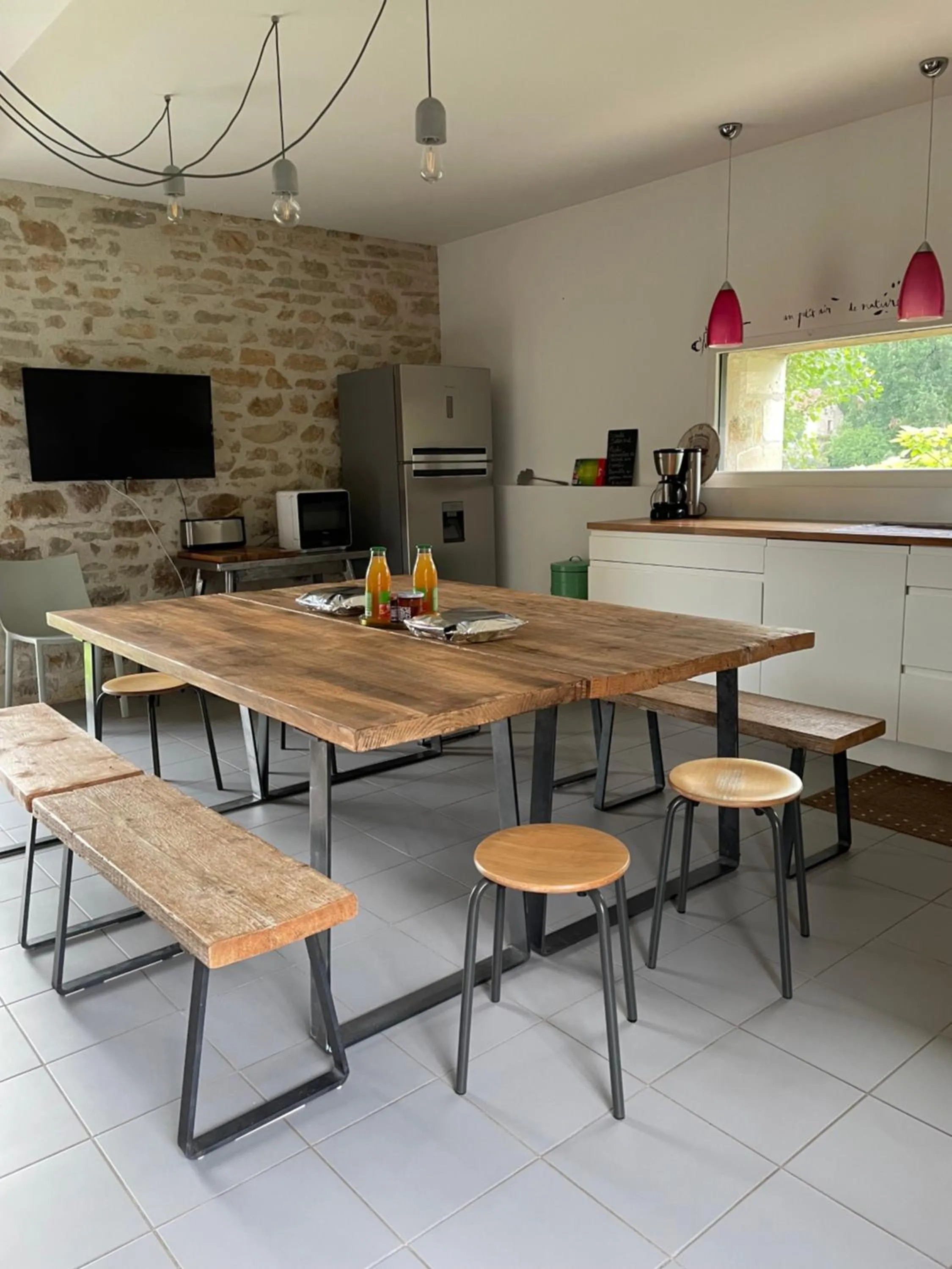 Communal kitchen in Domaine Le Broual