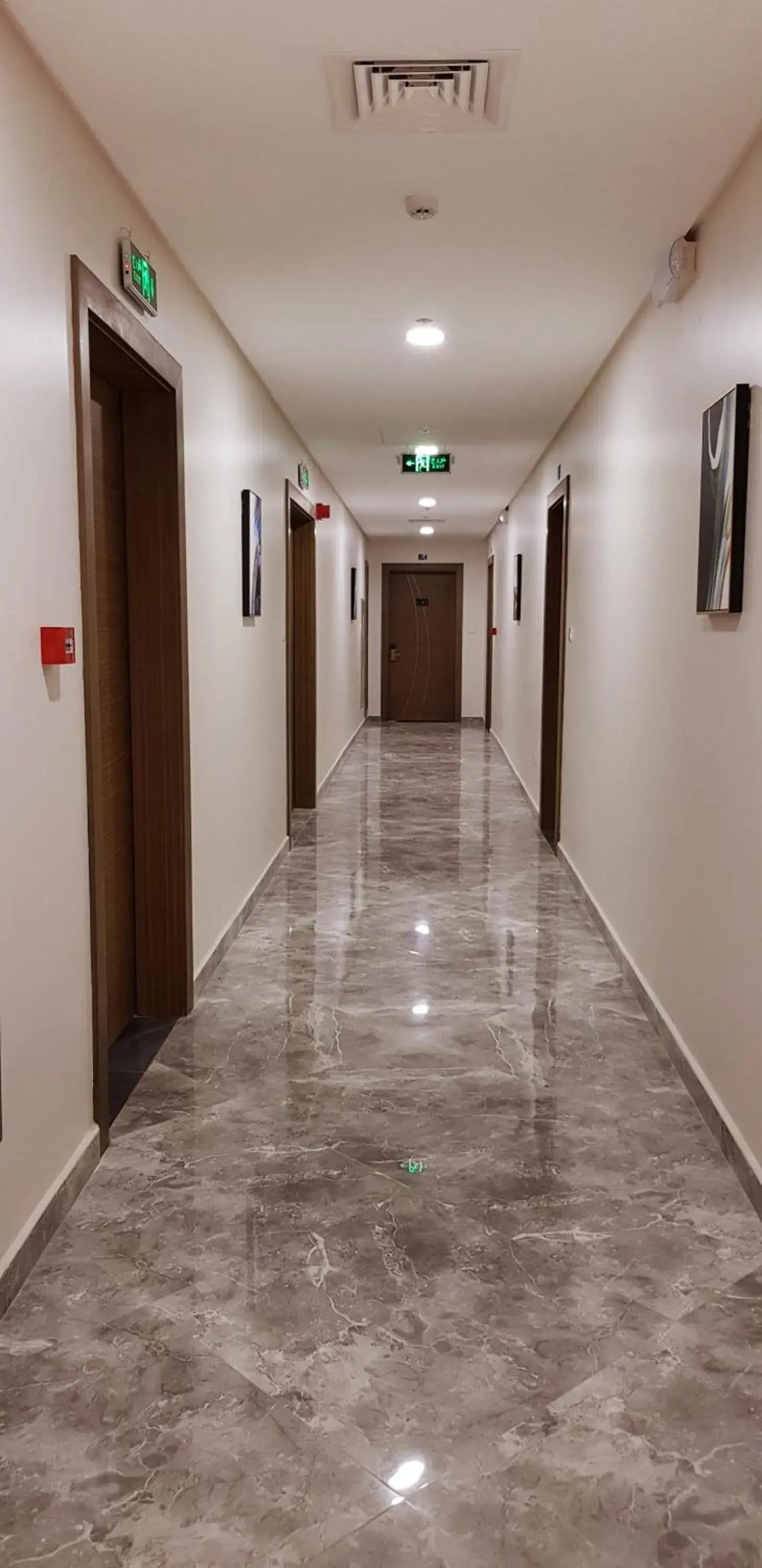 Property building in BW Suites & Spa Property building in BW Suites & Spa