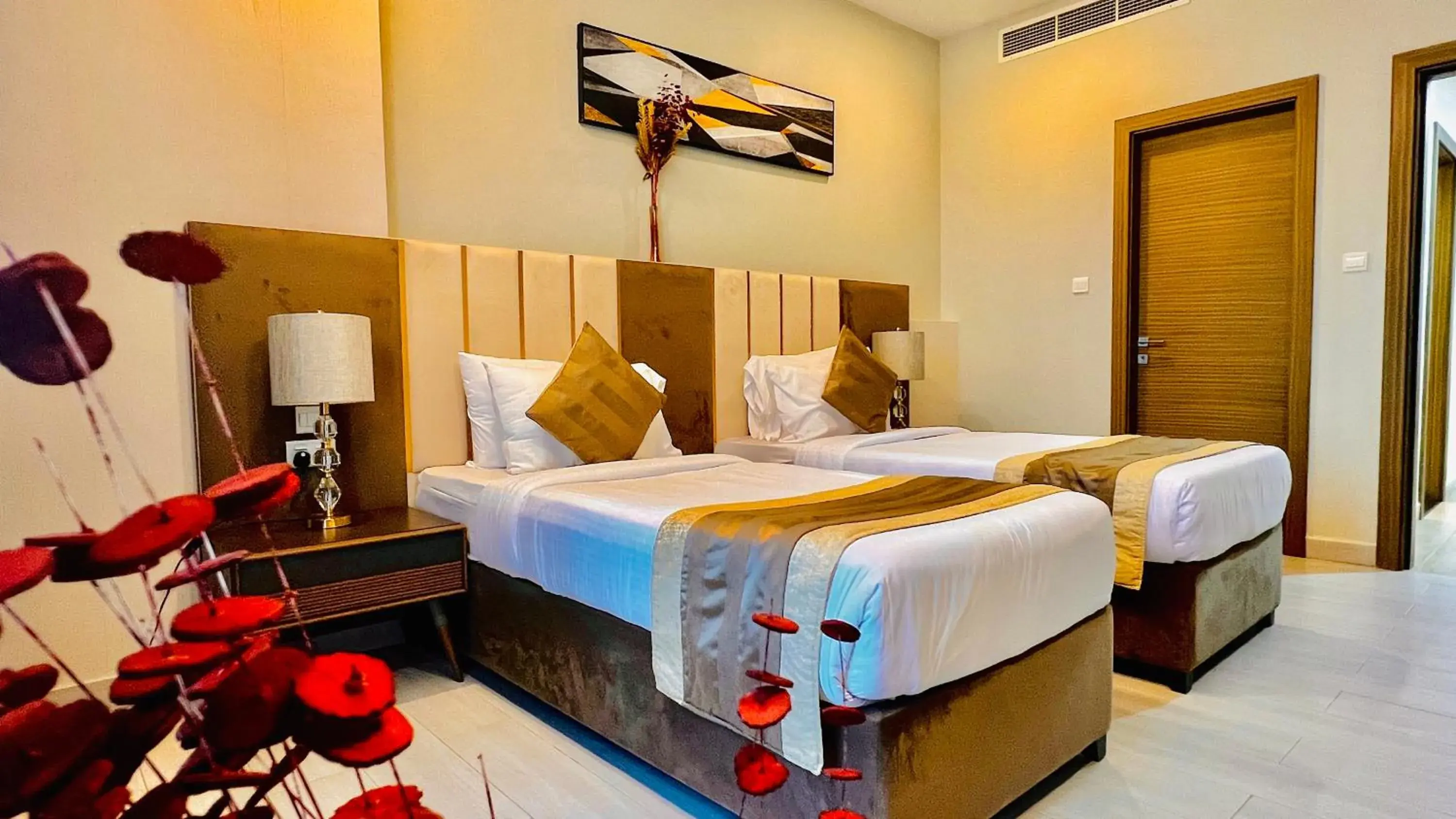 Bed in BW Suites & Spa Bed in BW Suites & Spa