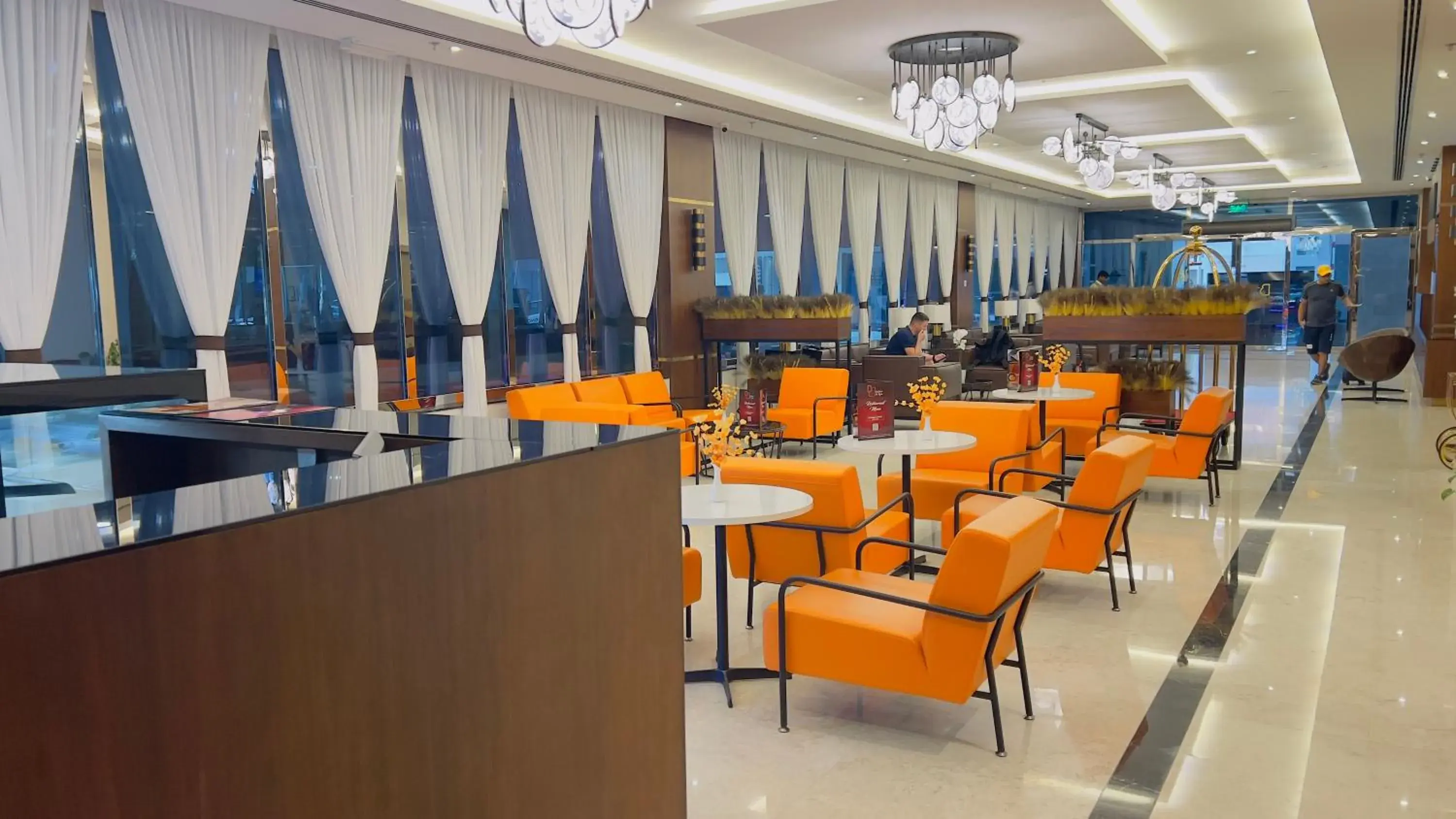 Restaurant/places to eat in BW Suites & Spa Restaurant/places to eat in BW Suites & Spa