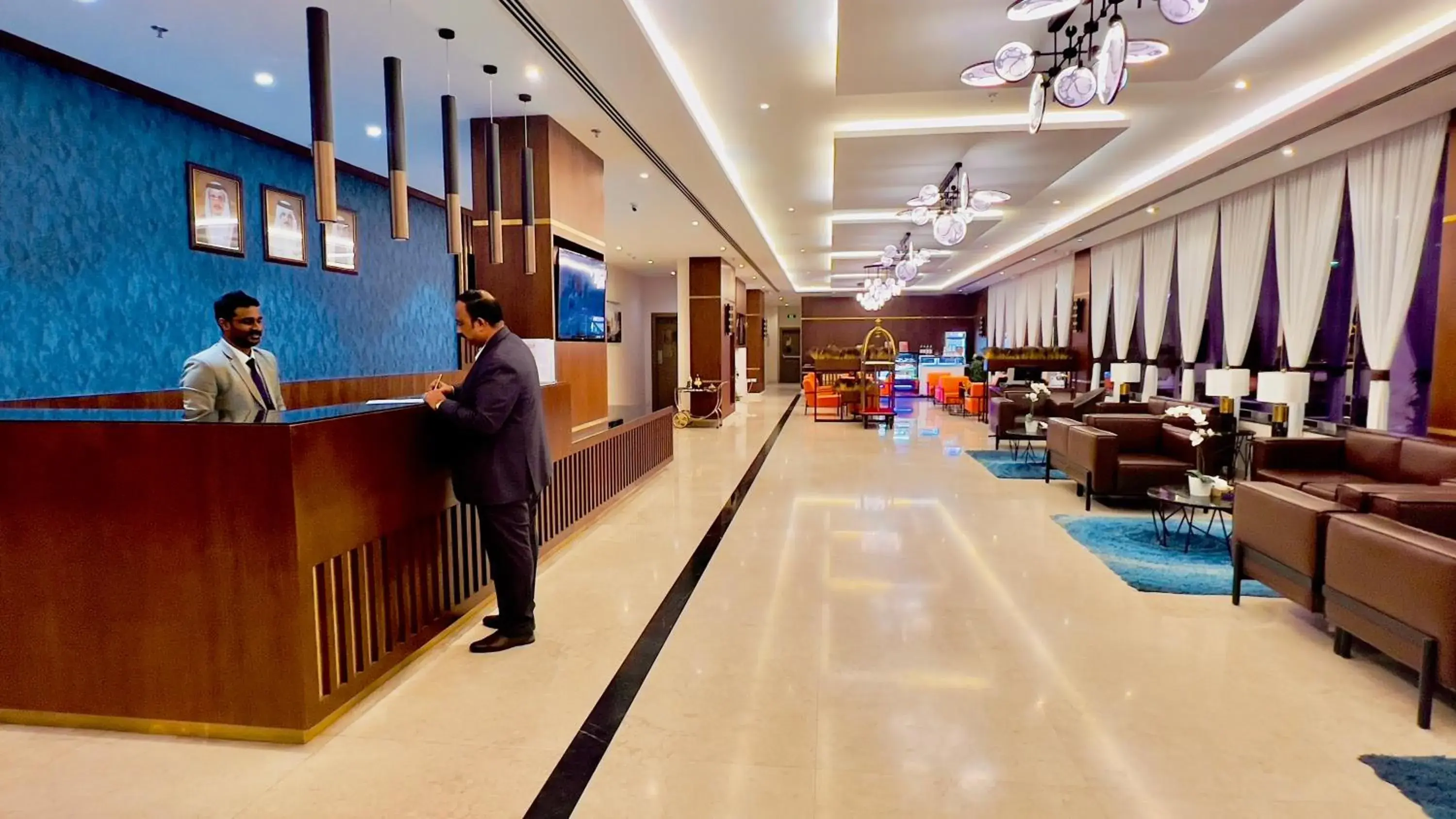 Lobby or reception in BW Suites & Spa Lobby or reception in BW Suites & Spa