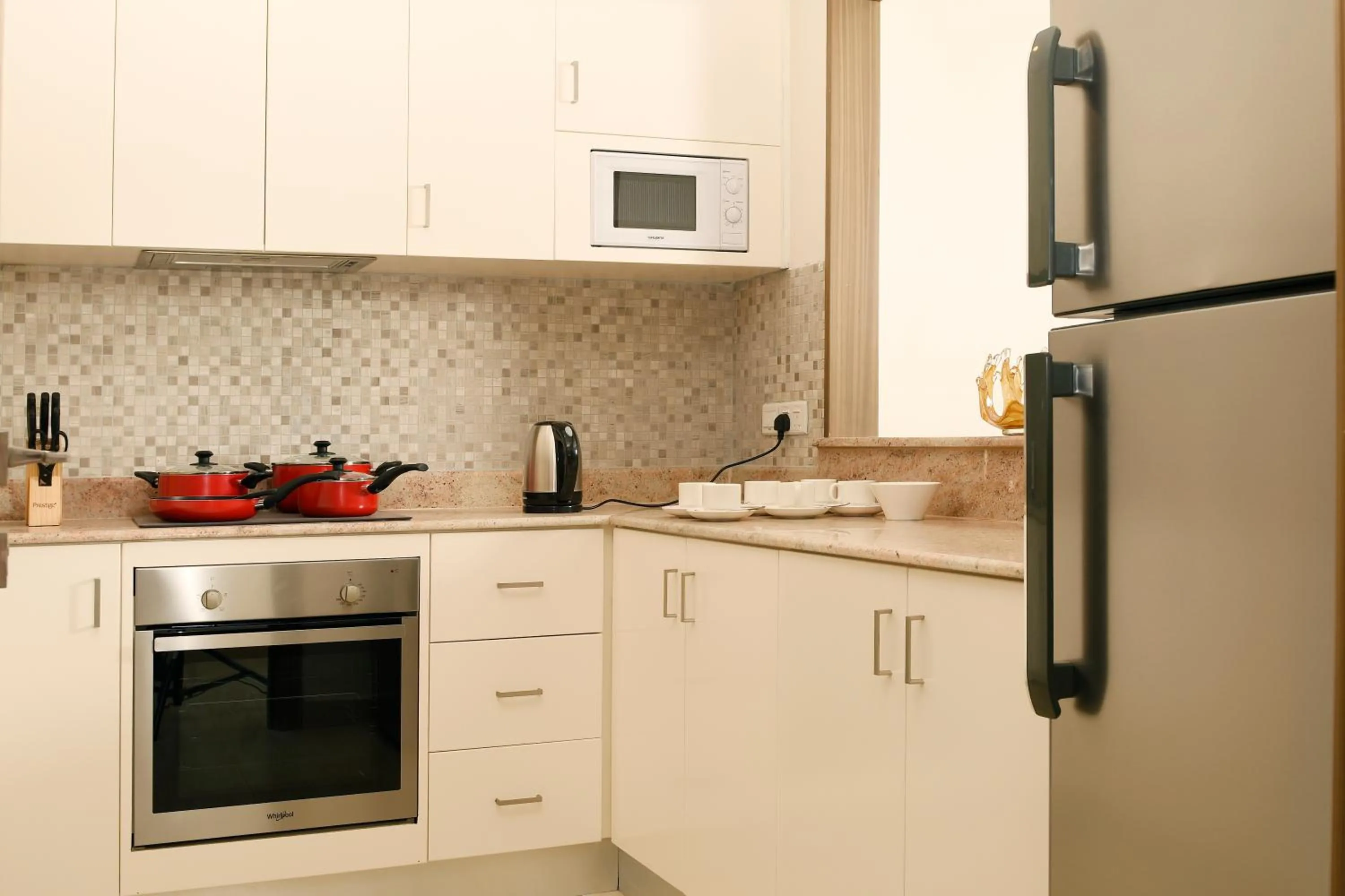 Kitchen or kitchenette in BW Suites & Spa