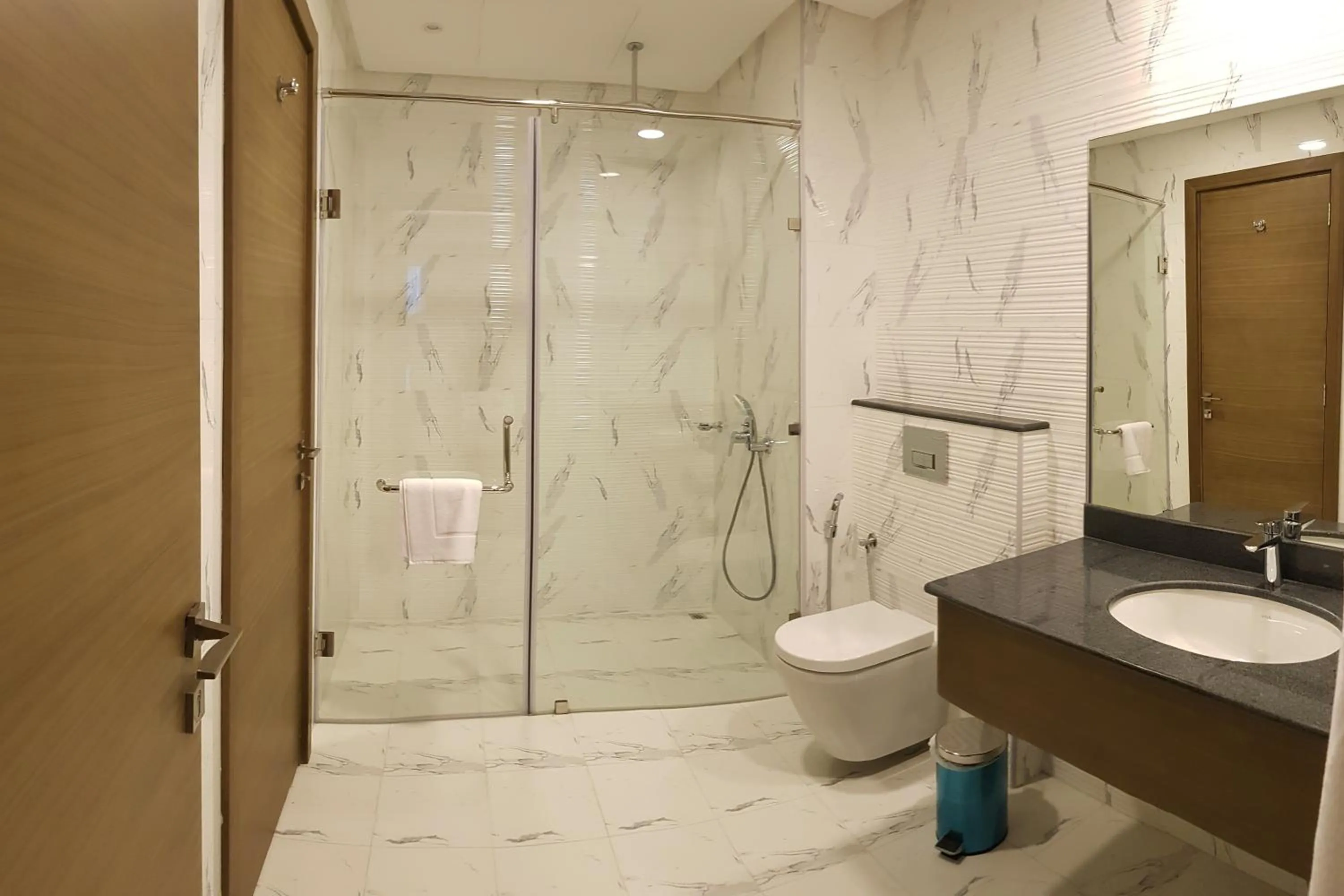 Bathroom in BW Suites & Spa