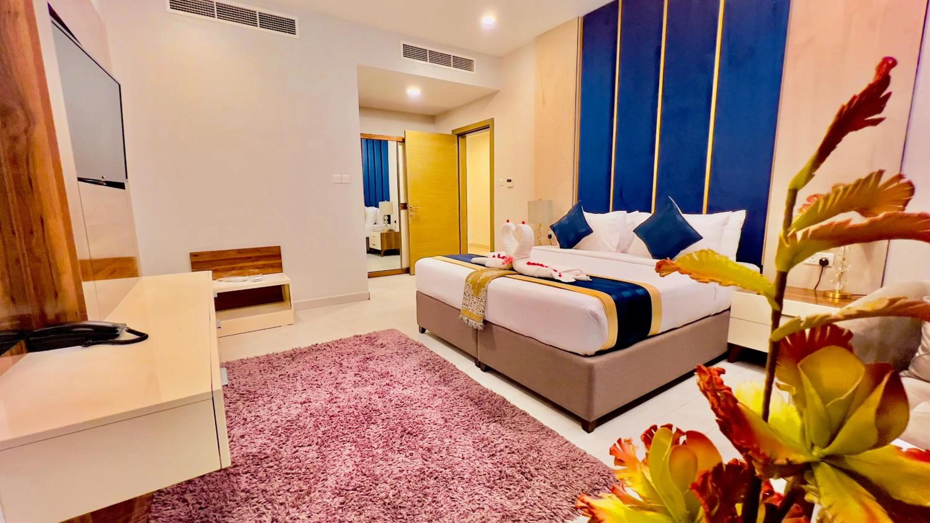 Bed in BW Suites & Spa