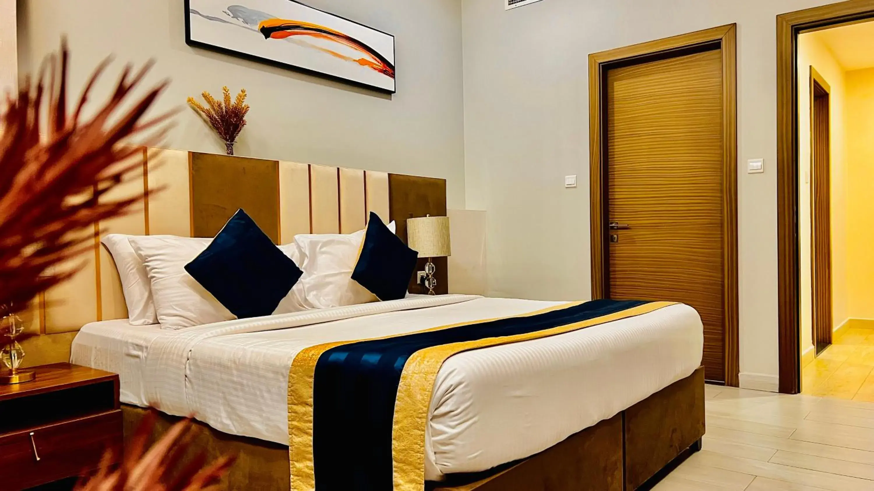 Bedroom, Bed in BW Suites & Spa Bedroom, Bed in BW Suites & Spa