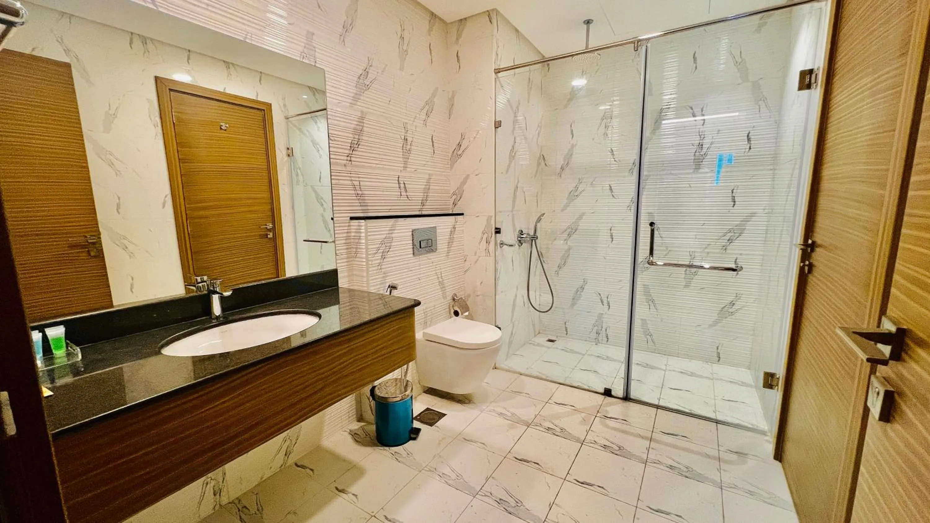 Toilet in BW Suites & Spa