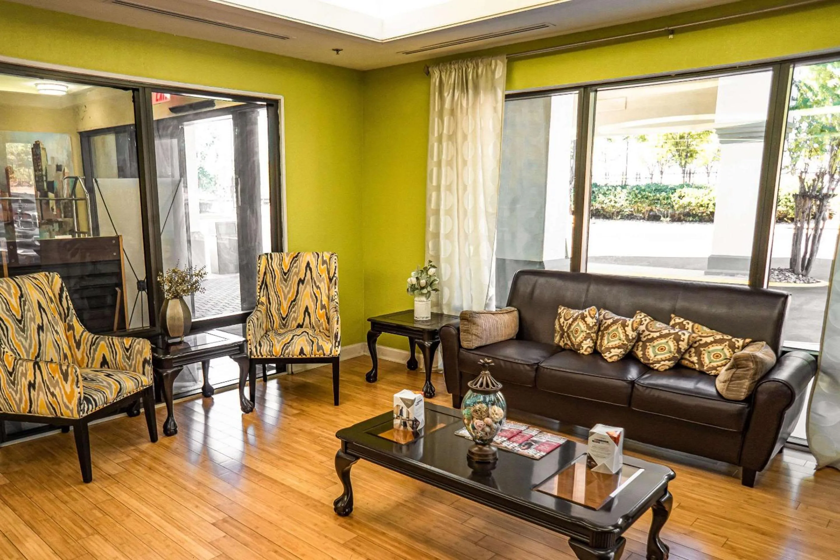 Lobby or reception in Quality Inn & Suites near Six Flags - Austell