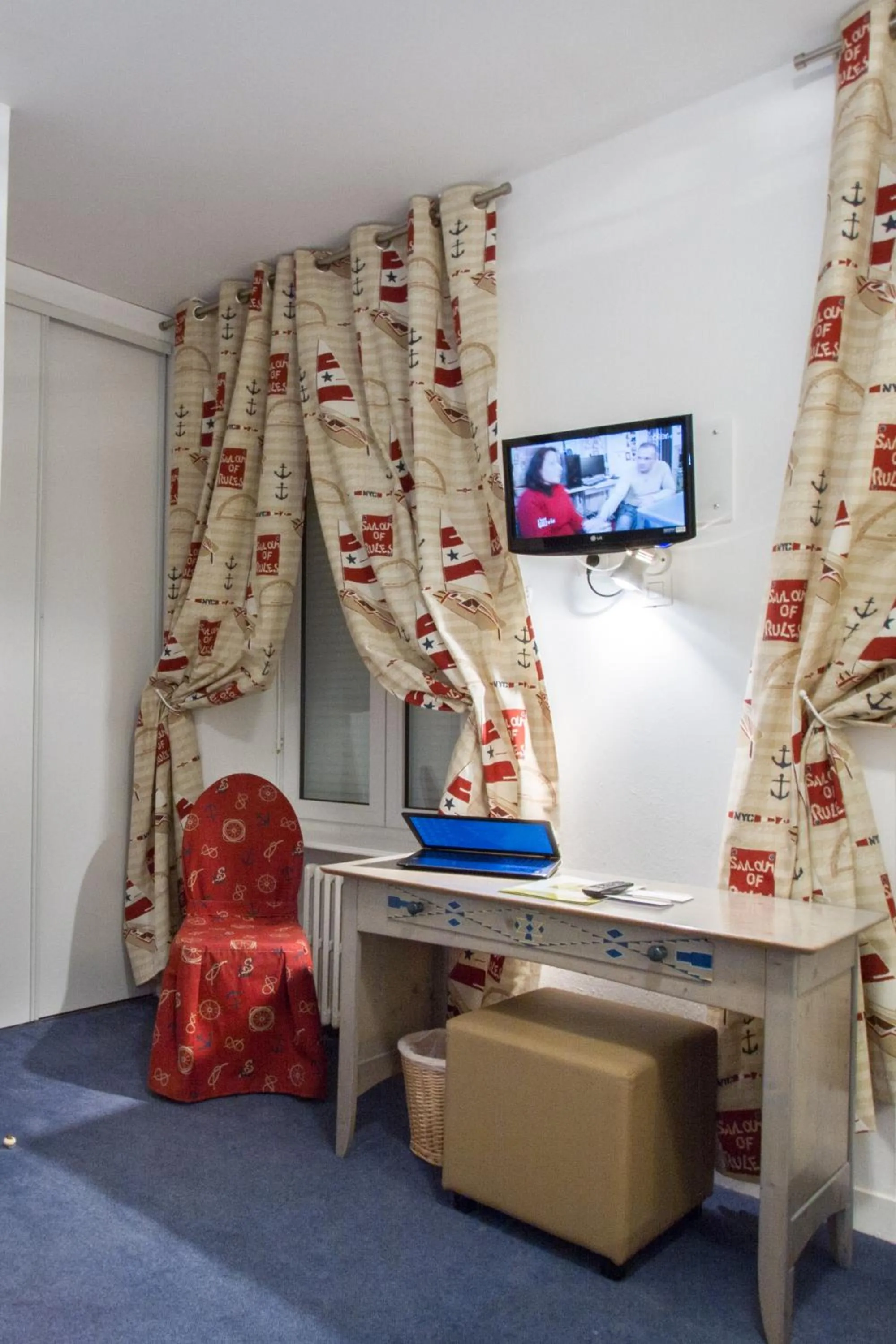 Seating area in Hotel Restaurant De La Plage