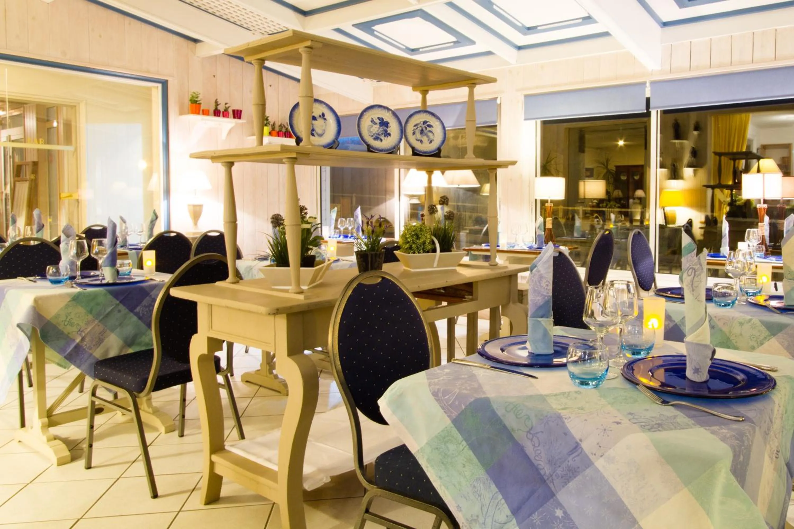 Restaurant/places to eat in Hotel Restaurant De La Plage