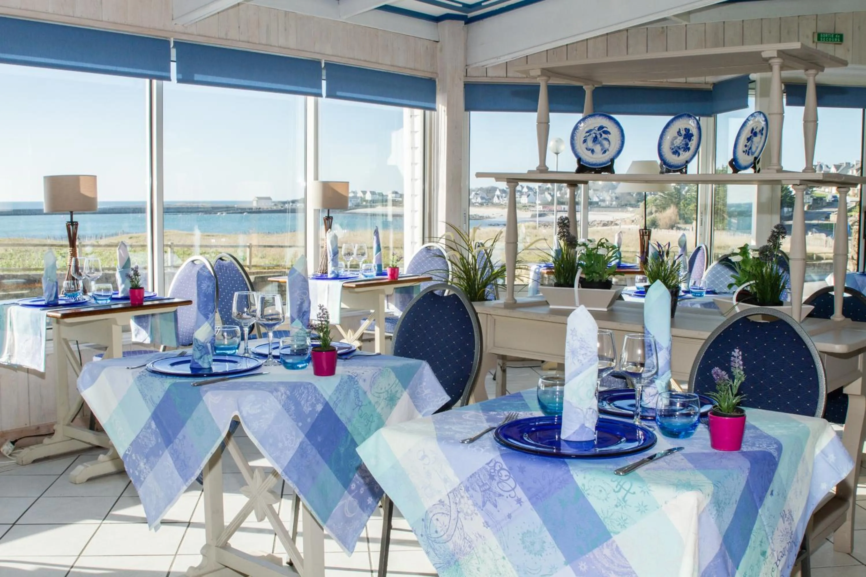 Restaurant/places to eat in Hotel Restaurant De La Plage