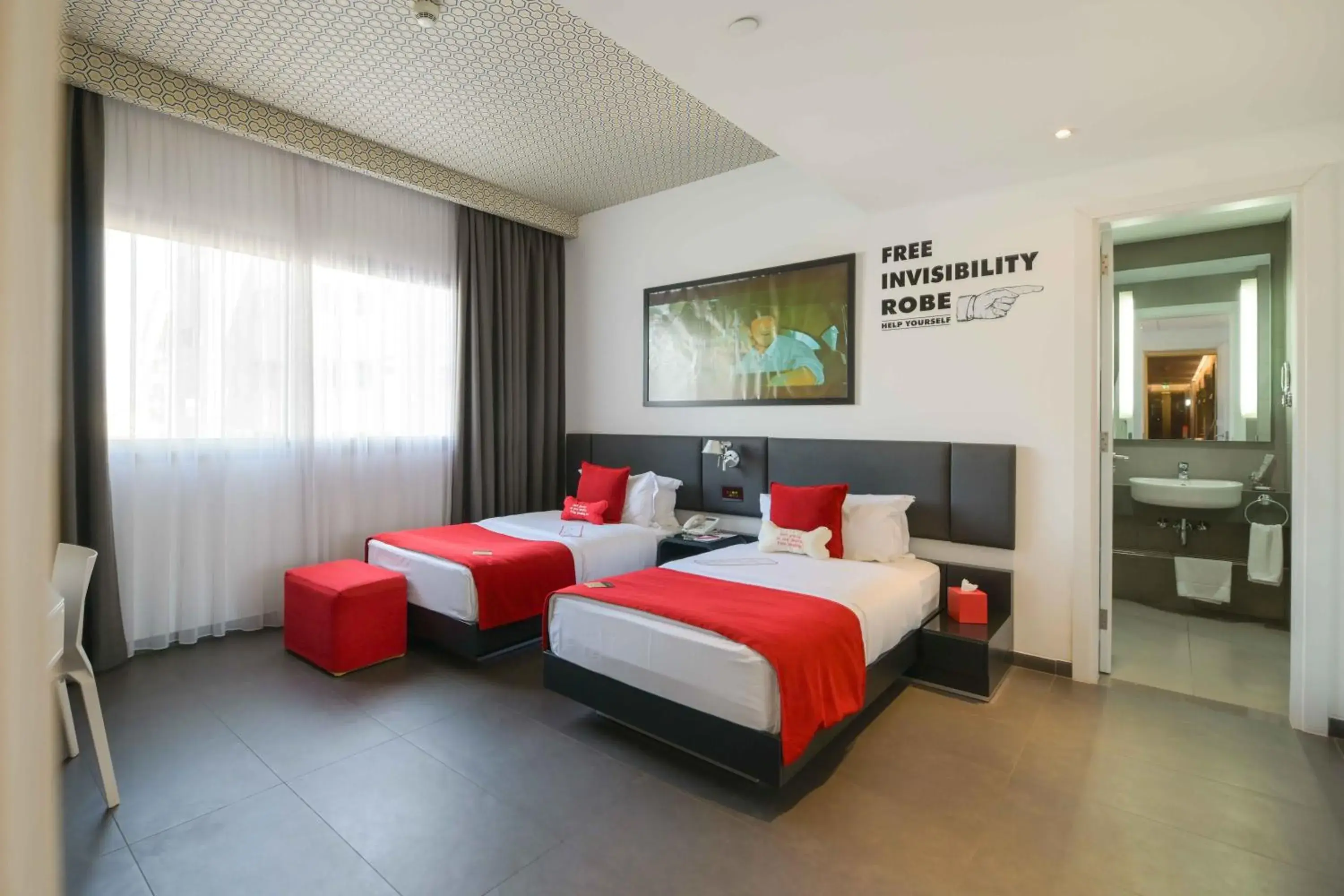 Deluxe Twin Room in The Smallville Hotel Deluxe Twin Room in The Smallville Hotel