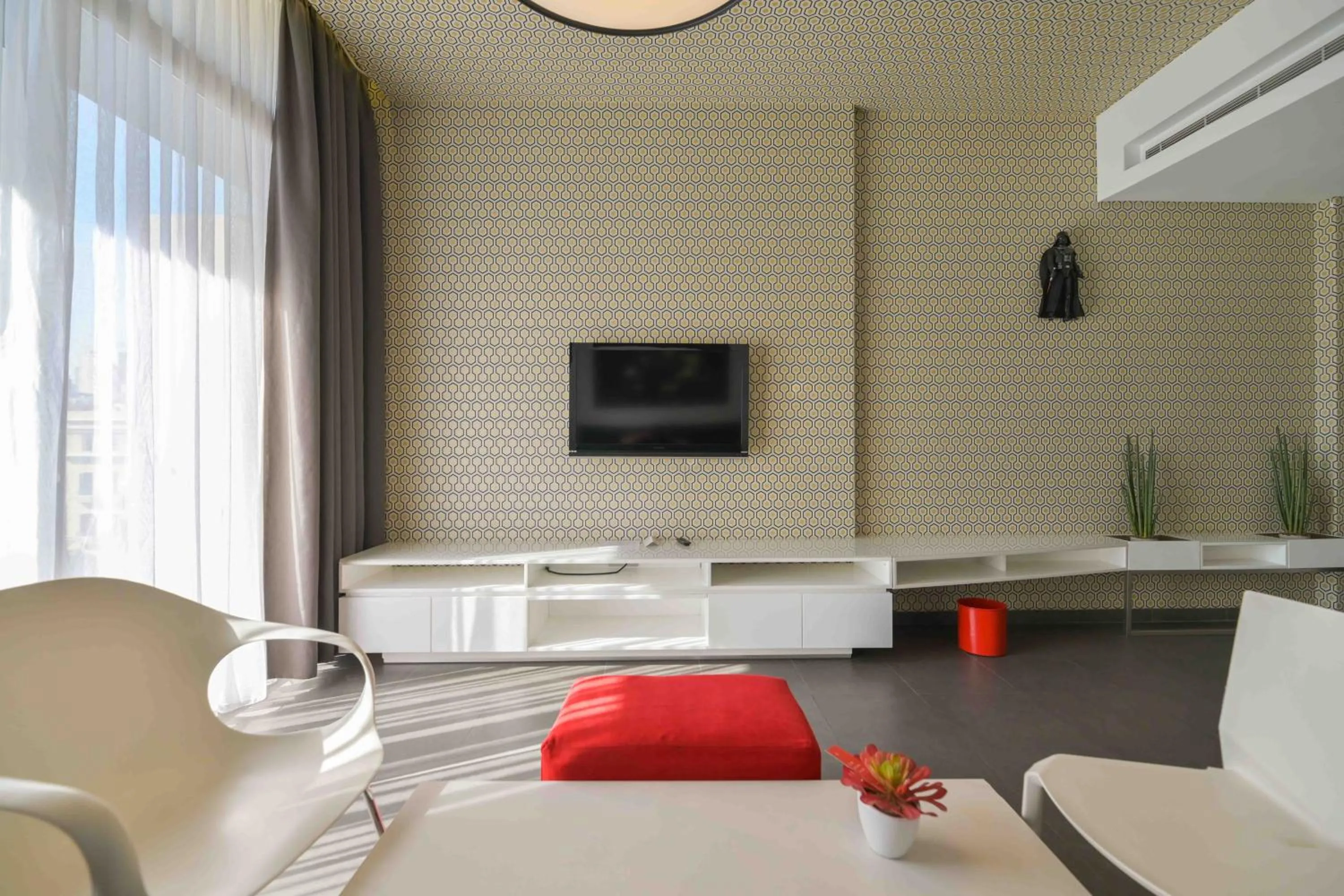 Living room in The Smallville Hotel