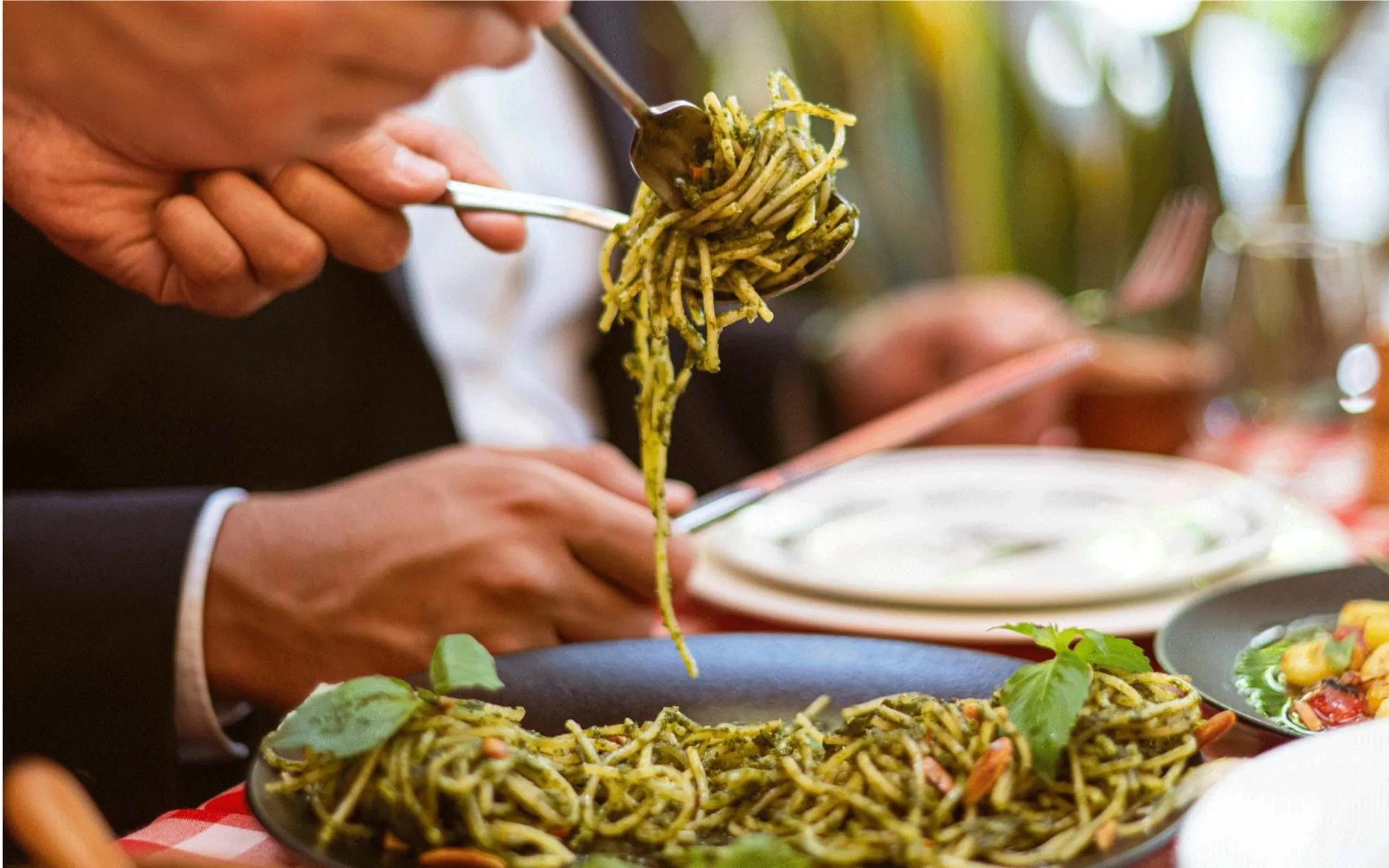 Restaurant/places to eat in The Smallville Hotel