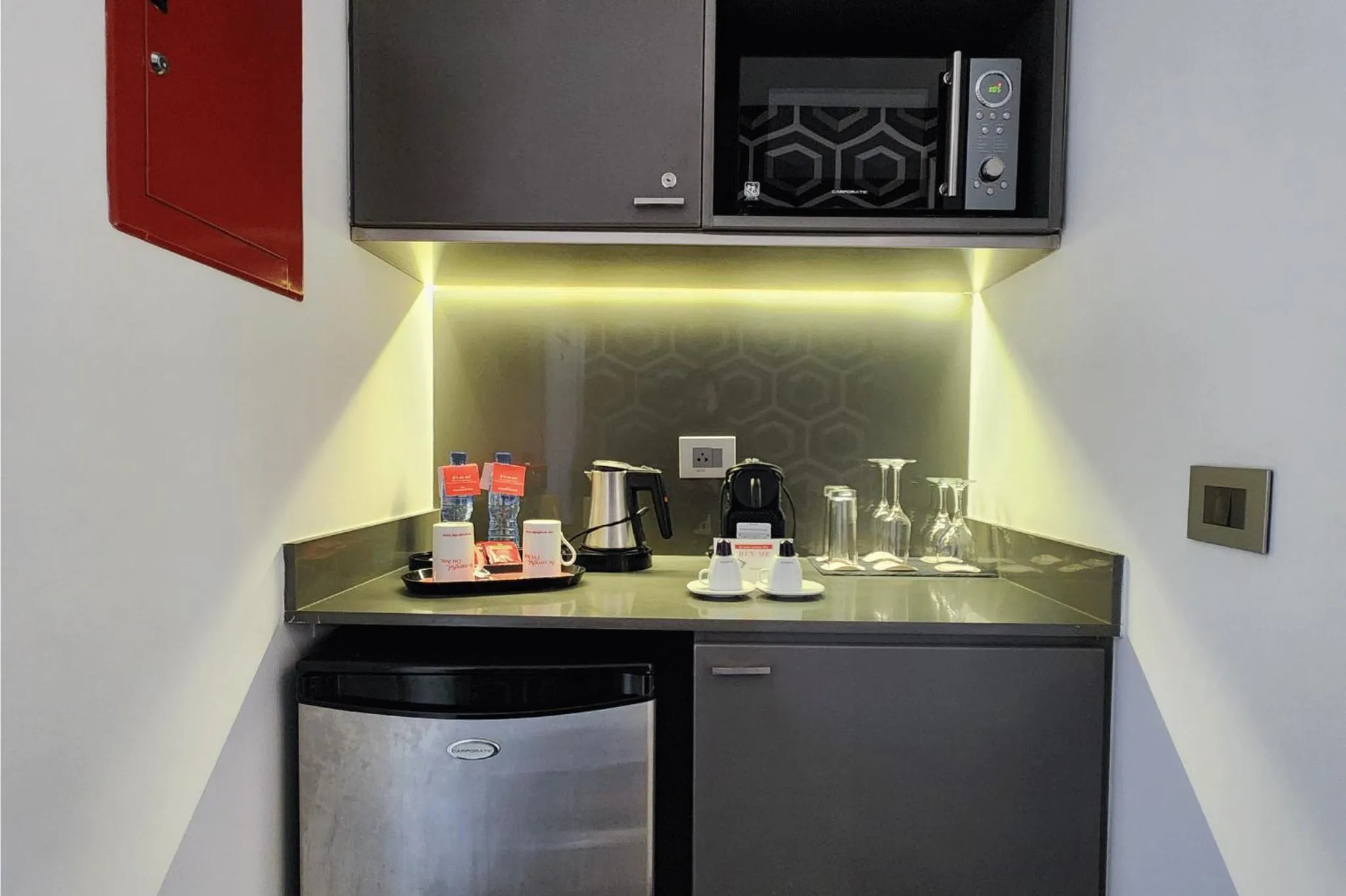 Kitchen or kitchenette in The Smallville Hotel