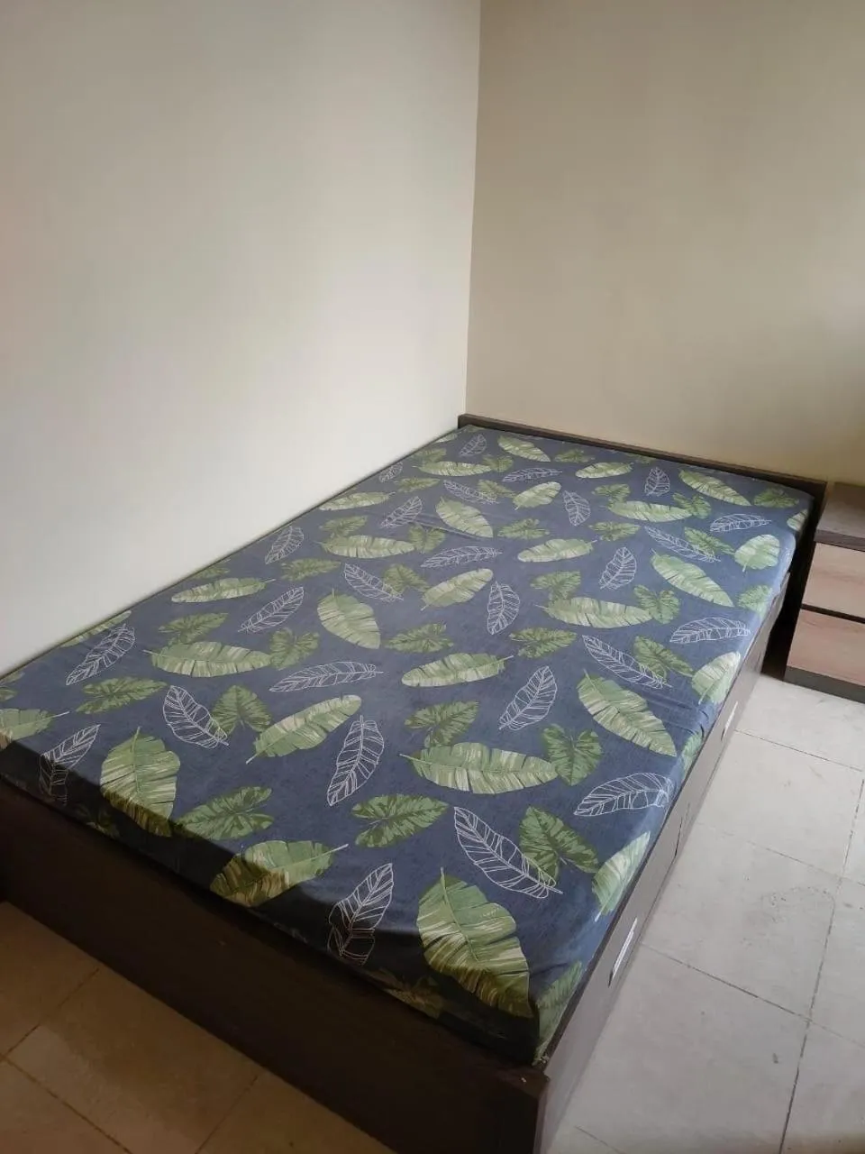 Bedroom, Bed in OYO Life 1875 Merah Putih Syariah