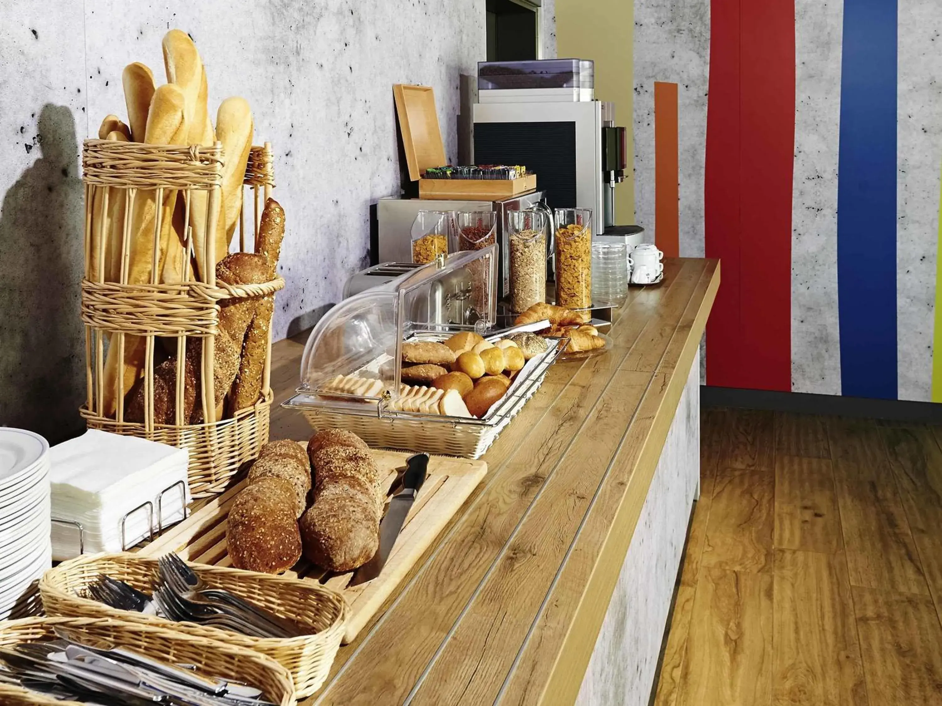 Breakfast in ibis budget Zurich City West Breakfast in ibis budget Zurich City West