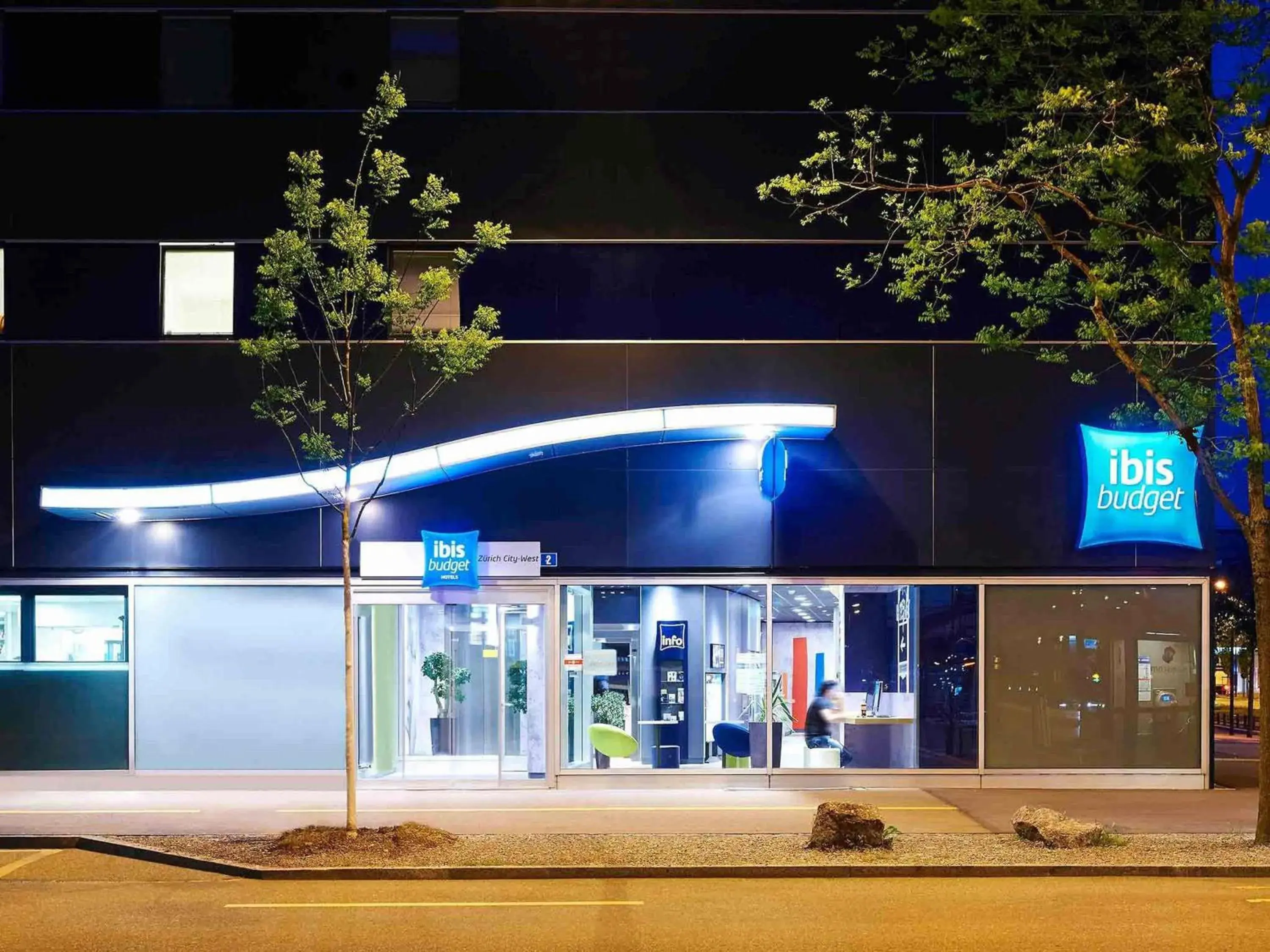 Property building in ibis budget Zurich City West Property building in ibis budget Zurich City West