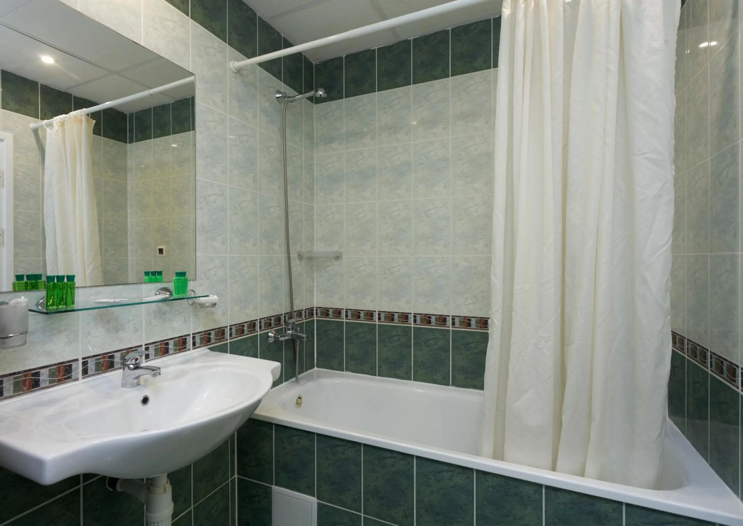 Hot Tub in Elena Hotel and Wellness - All Inclusive