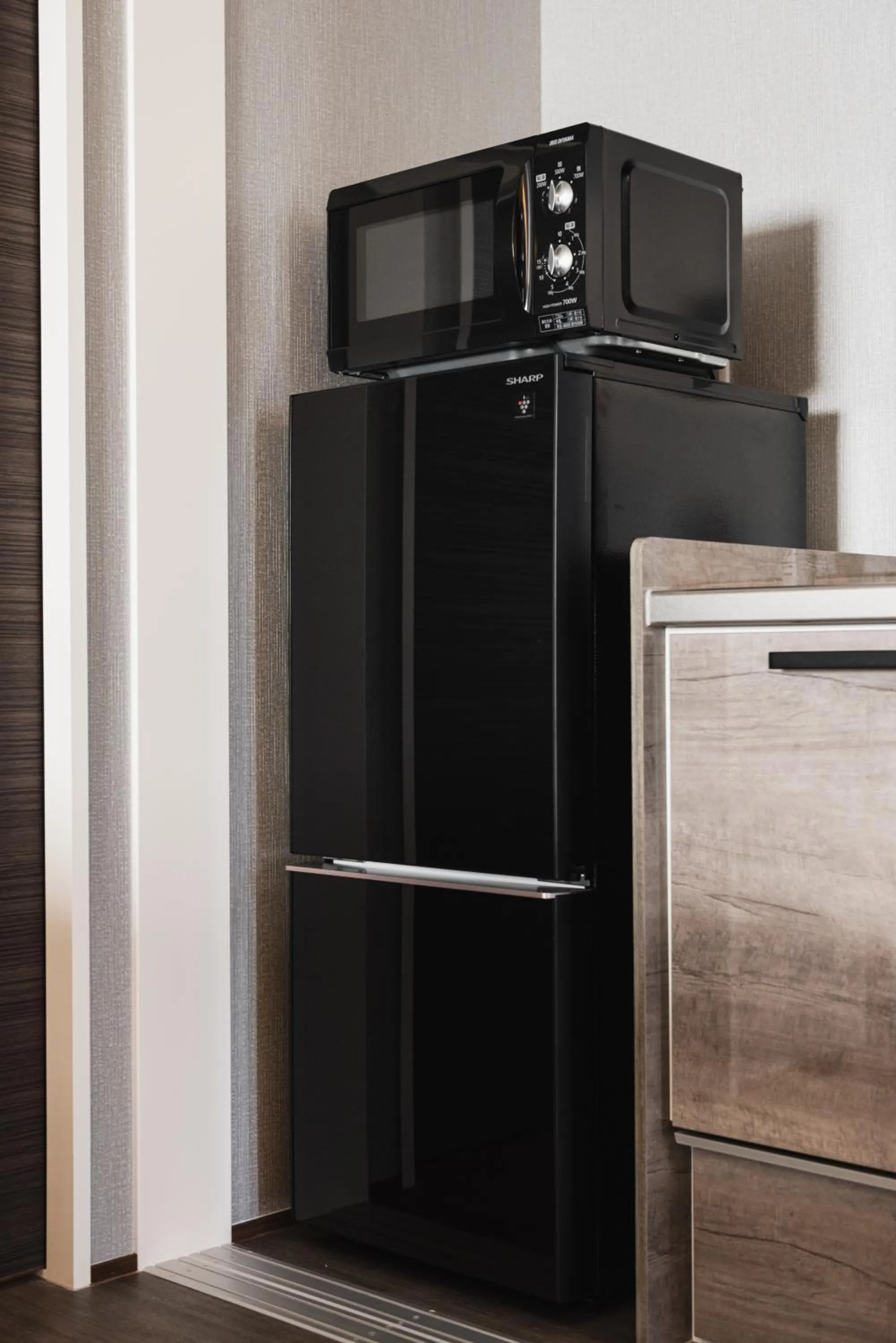 Photo of the whole room in GRAND BASE Beppu Ekihigashi