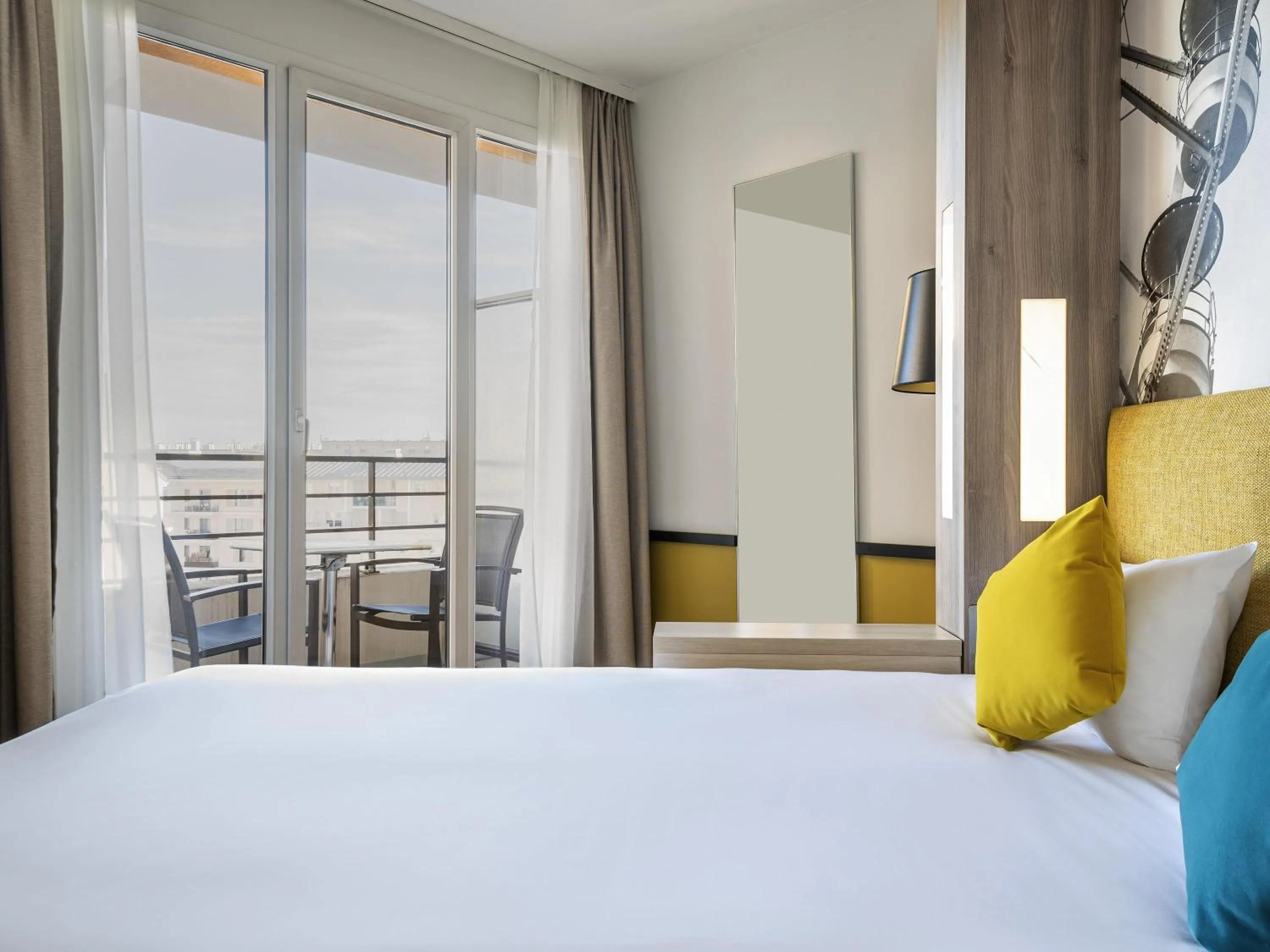 Bedroom, Bed in Aparthotel Adagio Paris Montrouge