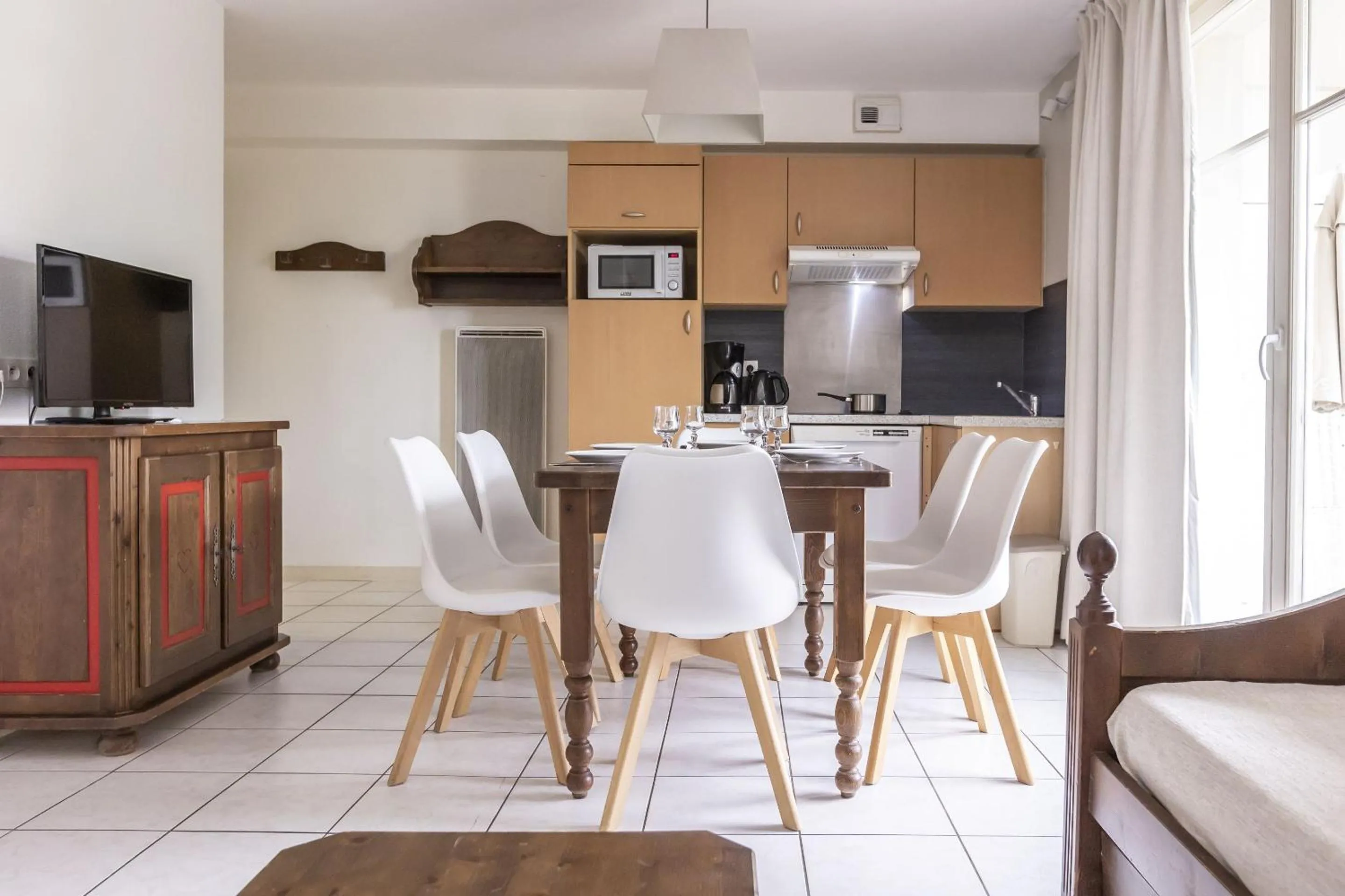 Dining area in Résidence Odalys Le Domaine des Rois
