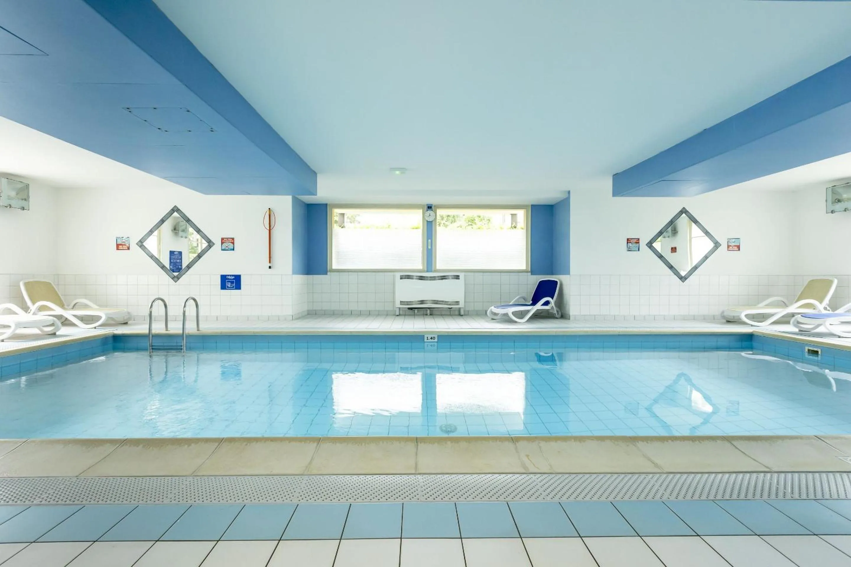 Swimming pool in Résidence Odalys Le Domaine des Rois