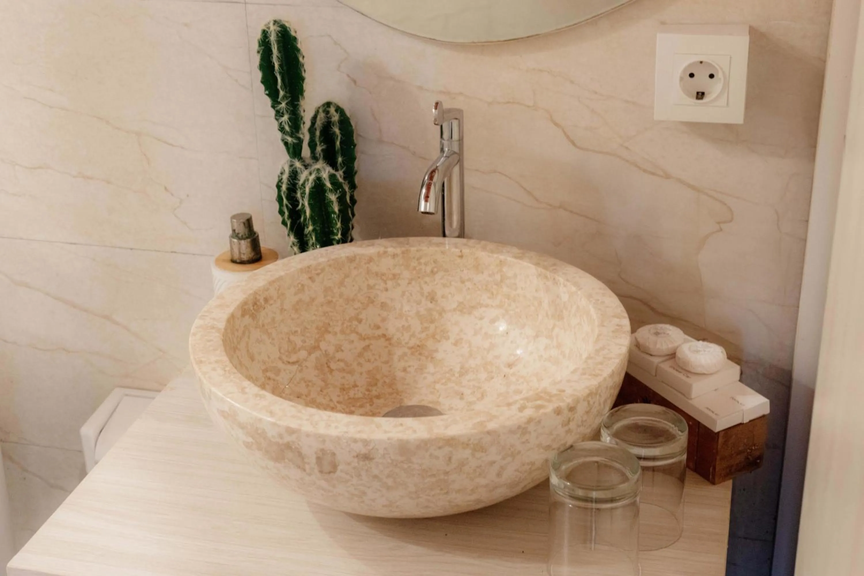 Bathroom in Reynten Hill