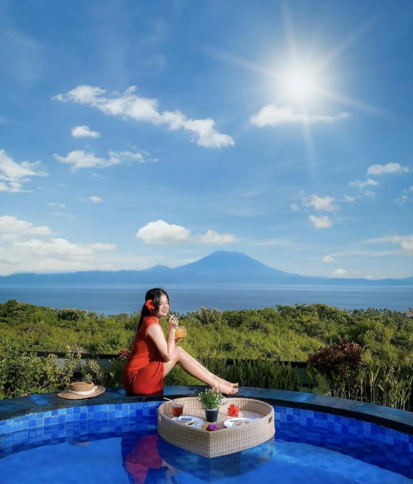 Property building in Reynten Hill